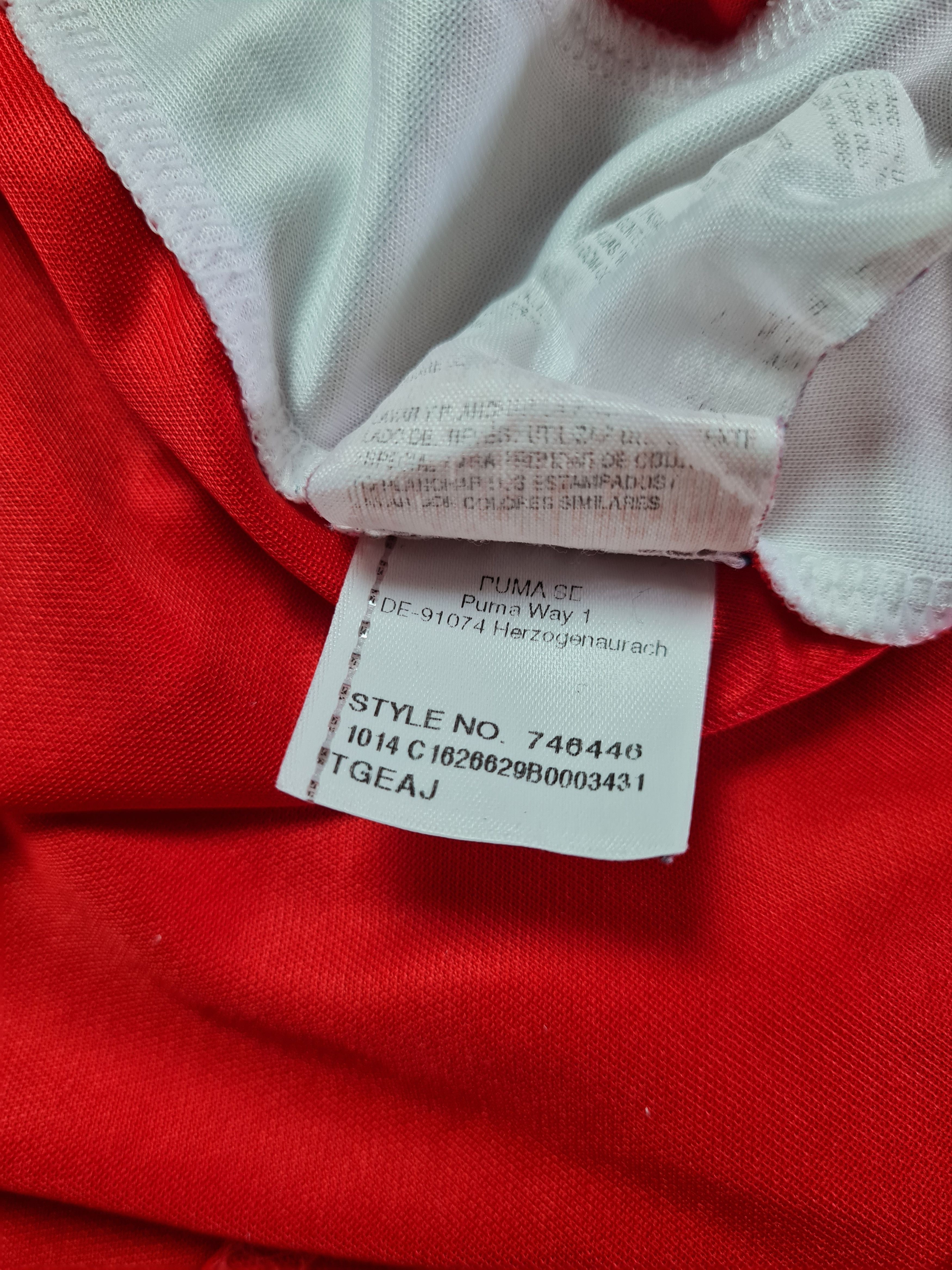 Puma Jersey Alexis Sanchez Arsenal London 2015 Puma Soccer Shirt Size US M / EU 48-50 / 2 - 23 Thumbnail