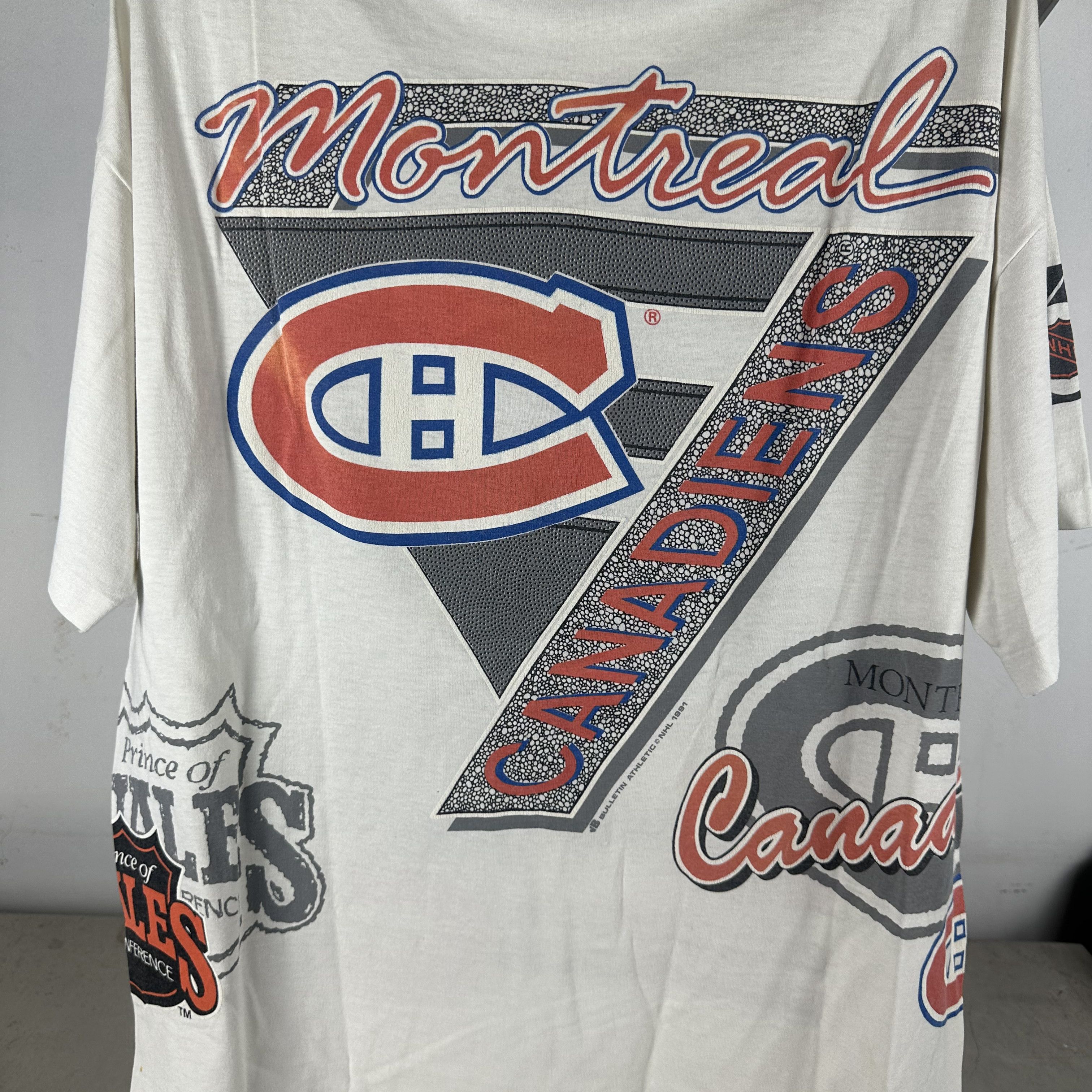Vintage ​​​​1991 Montreal Canadiens Bulletin Athletic NHL AOP Tee Size US XL / EU 56 / 4 - 4 Thumbnail