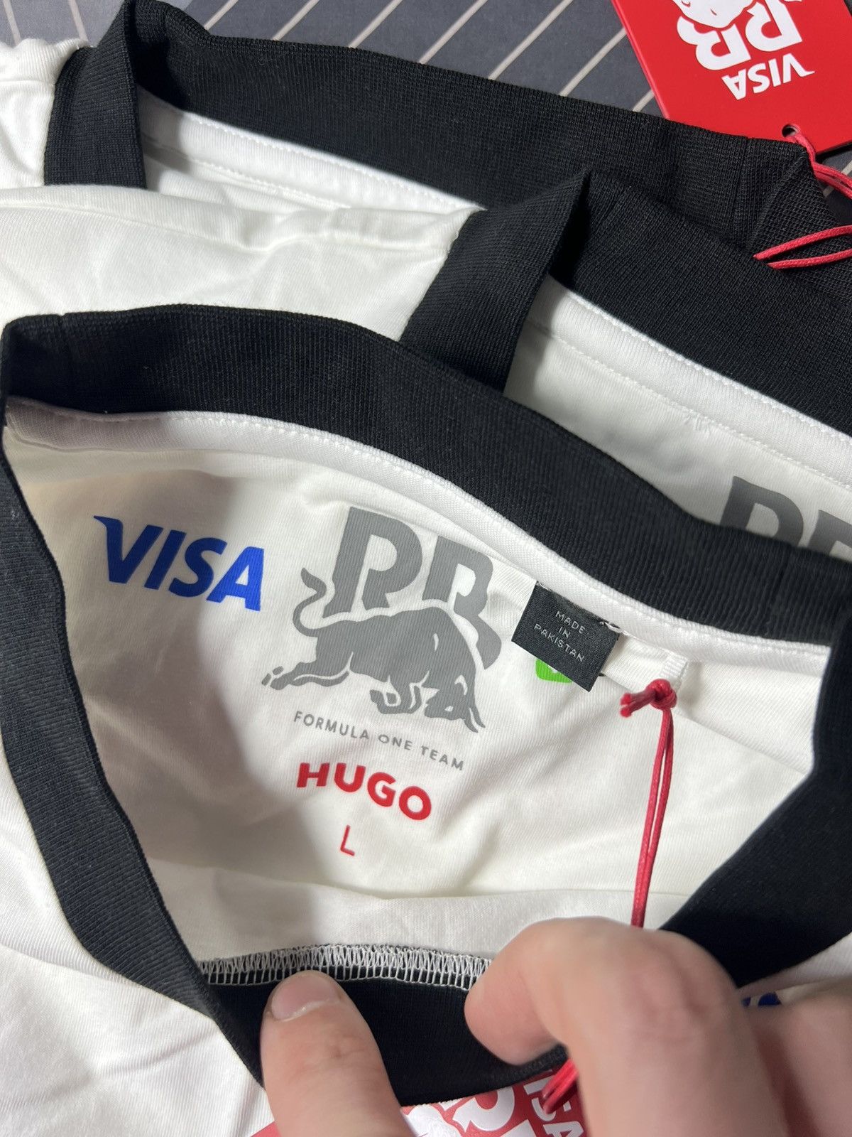 Hugo HUGO Visa Cash App RB Formula One F1 Team Shirt White Blue Size US L / EU 52-54 / 3 - 15 Thumbnail