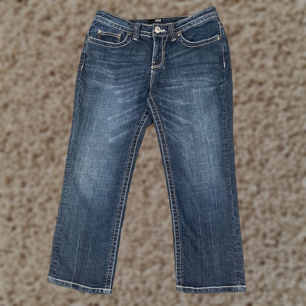 Denime a.n.a Jeans Womens 8 Blue Denim Crop Straight Leg Embroidered Mid Rise 29x24 Jeans Size 30" / US 8 / IT 44 - 1 Thumbnail