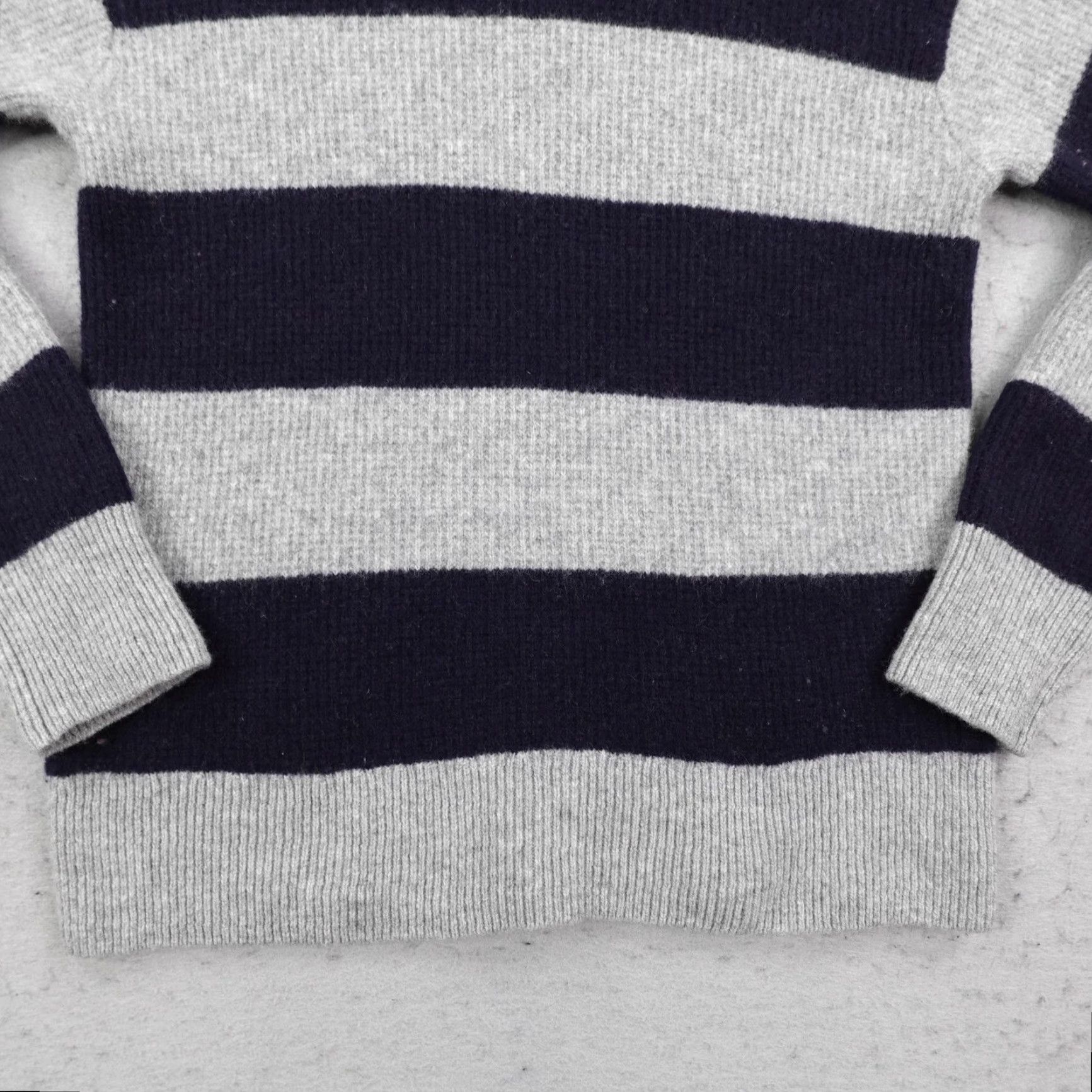 Uniqlo Uniqlo Comptoir Des Cotonniers Sweater Womens Small Gray Navy Wool Pullover Size S / US 4 / IT 40 - 3 Thumbnail
