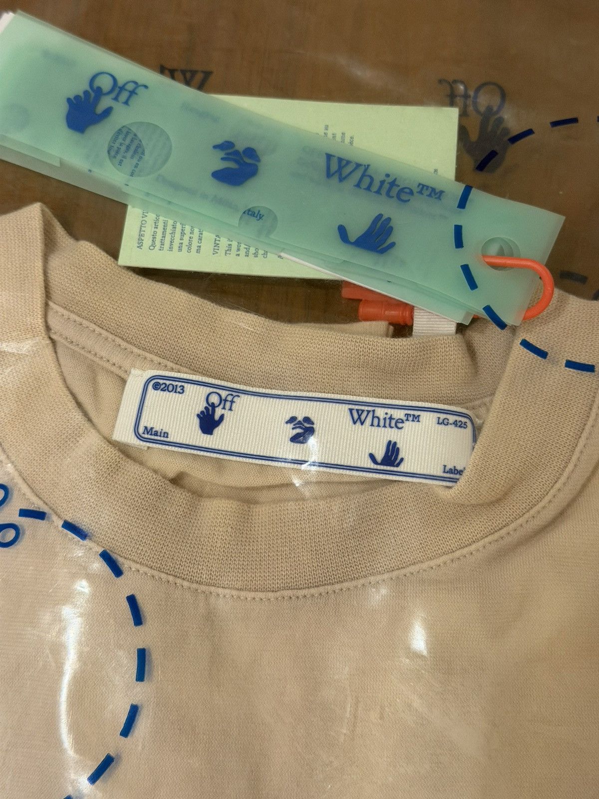 Off-White Off White x Met Museum Limited Edition T-Shirt 2021 Size US XL / EU 56 / 4 - 2 Thumbnail