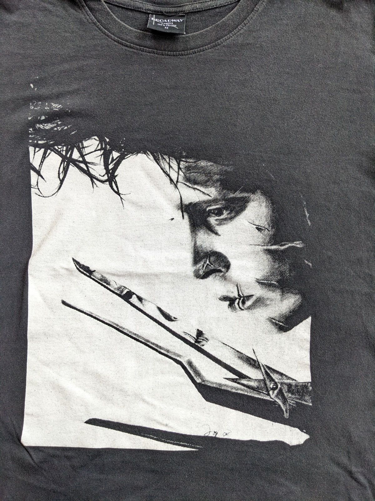 Vintage Vintage 90s Johnny Depp Edward Scissorhands movie Size US M / EU 48-50 / 2 - 3 Thumbnail