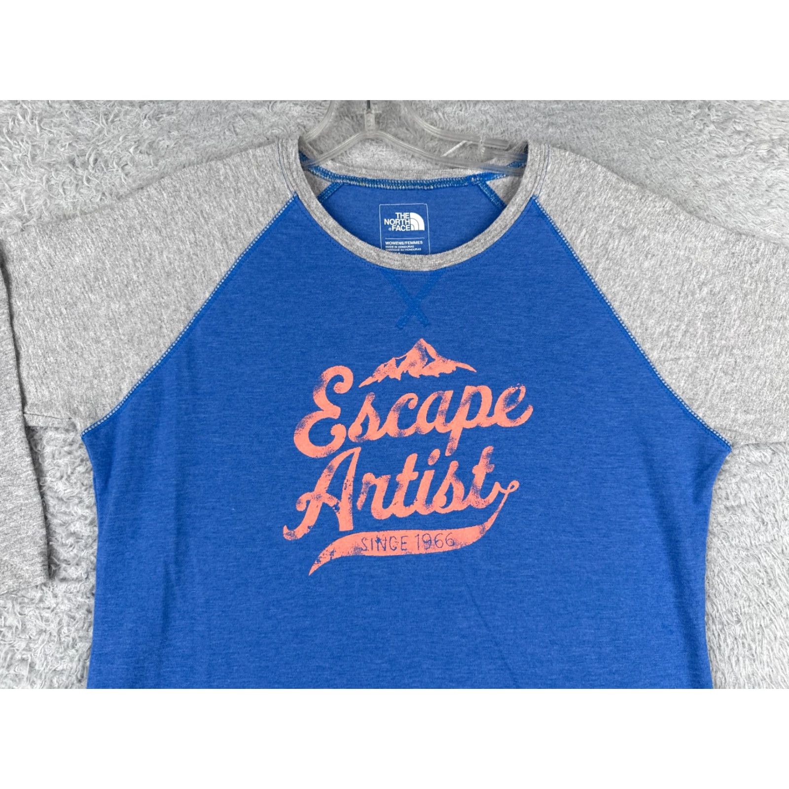 The North Face The North Face Shirt Women Medium Blue Gray 3/4 Sleeve Raglan Style Cotton Blend Size M / US 6-8 / IT 42-44 - 4 Thumbnail