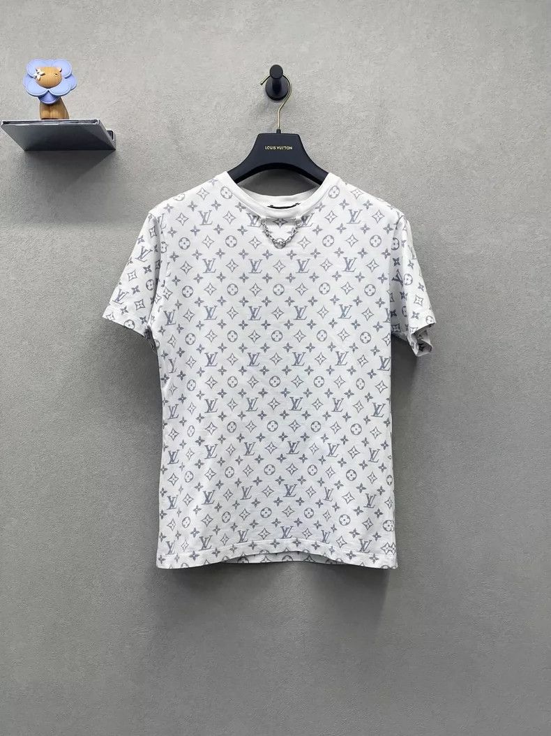 Louis Vuitton Louis Vuitton Logo Short Sleeve T-Shirt- DMC Size US M / EU 48-50 / 2 - 1 Thumbnail
