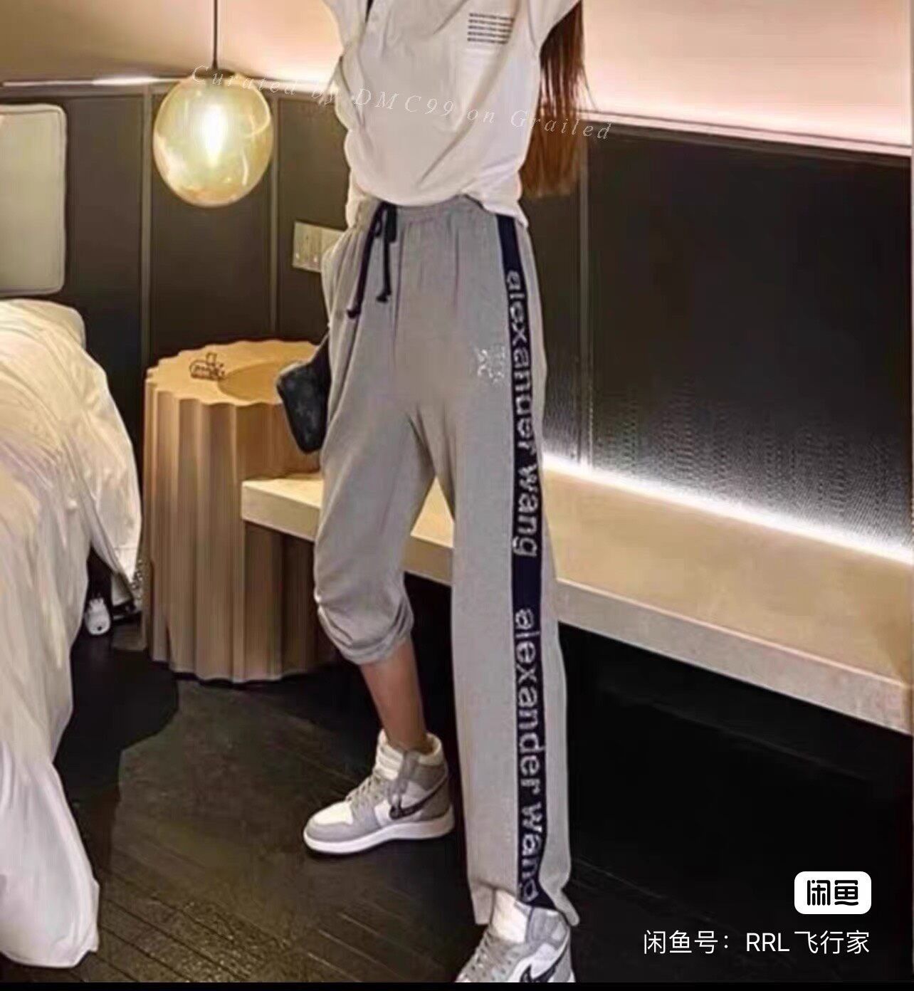 Alexander Wang Alexander Wang Gray Rhinestone Logo Sweatpants Size 24" / US 00 / IT 34 - 1 Thumbnail