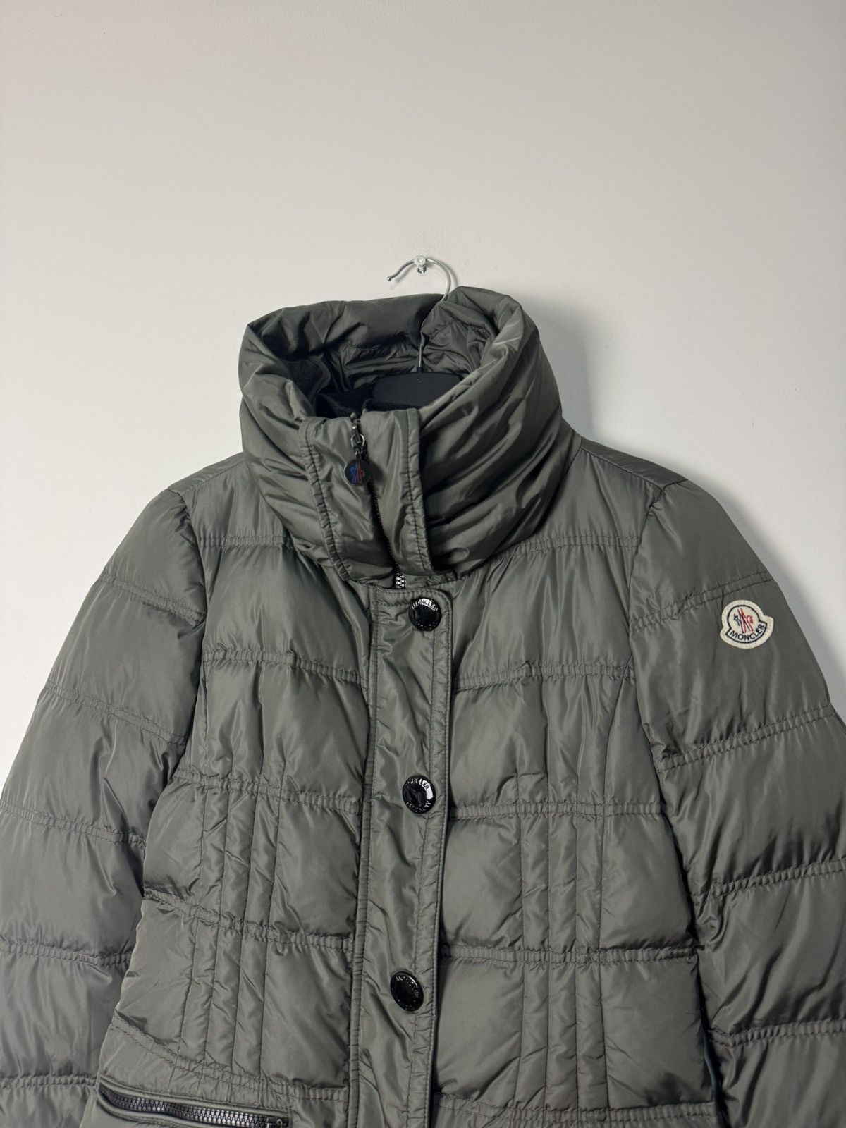 Moncler Moncler Vosges Down Jacket Olive Green Luxury Designer Size S / US 4 / IT 40 - 2 Thumbnail