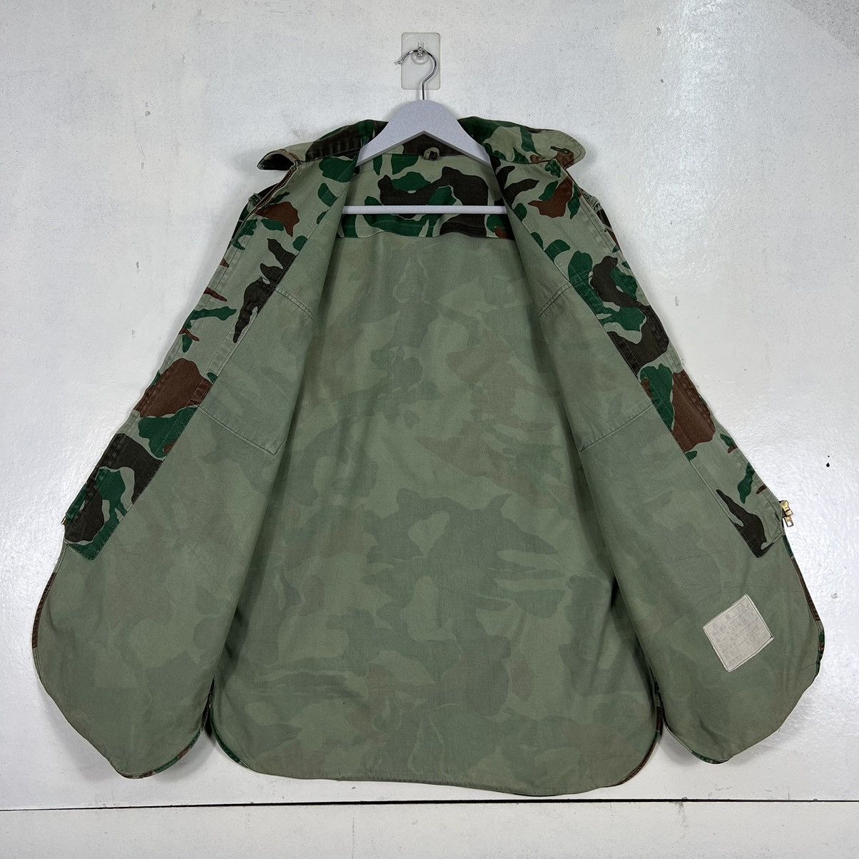 Japanese Brand 🔥 VINTAGE 1986 JAPANESE MILITARY WOODLAND CAMO SHIRT JACKET Size US M / EU 48-50 / 2 - 11 Thumbnail