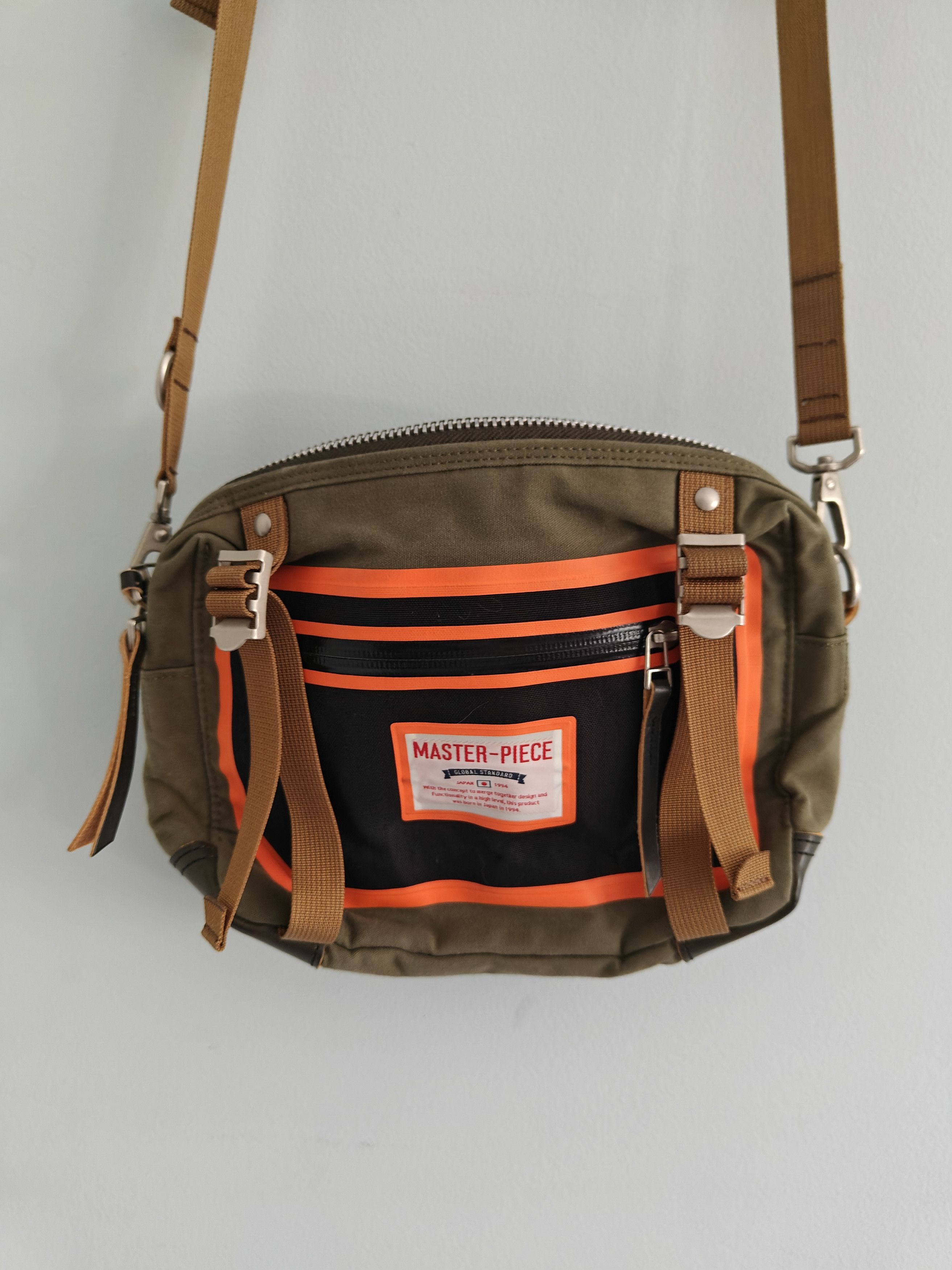 Masterpiece Shoulder Bag Green, Men's
