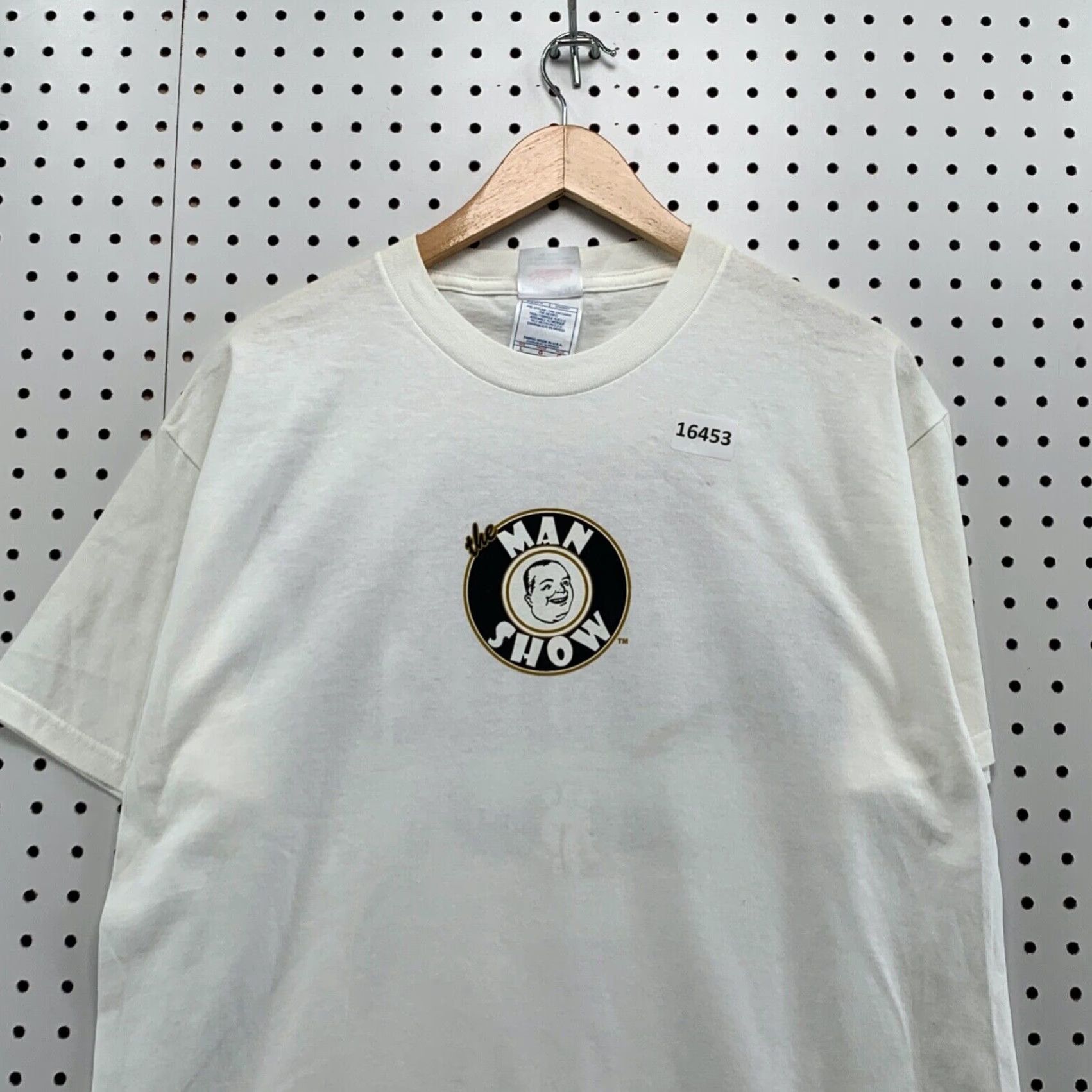 Vintage VINTAGE Man Show Shirt Adult Large Beer Handler Graphic White Short Sleeve TEE Mens Large White Beer Theme 90s Dreamin Motion Size US L / EU 52-54 / 3 - 2 Thumbnail