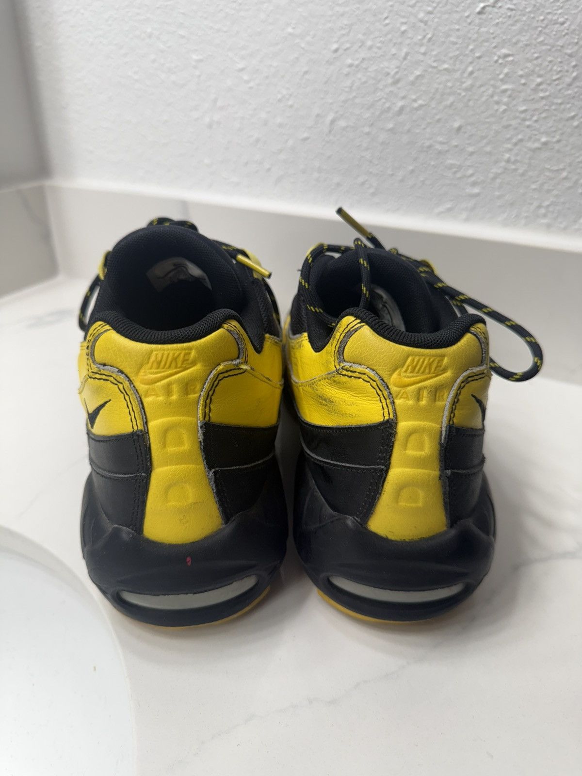 Nike Black And Yellow Air Max 95 Frequency Pack Size US 11.5 / EU 44-45 - 2 Thumbnail