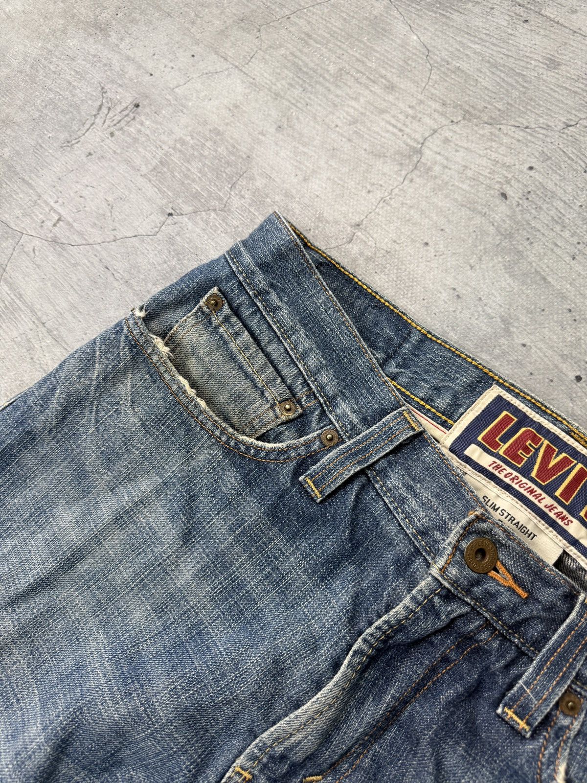 Levi's Vintage 90’s Levi’s 514 Slim Straight Jeans Size US 32 / EU 48 - 6 Thumbnail