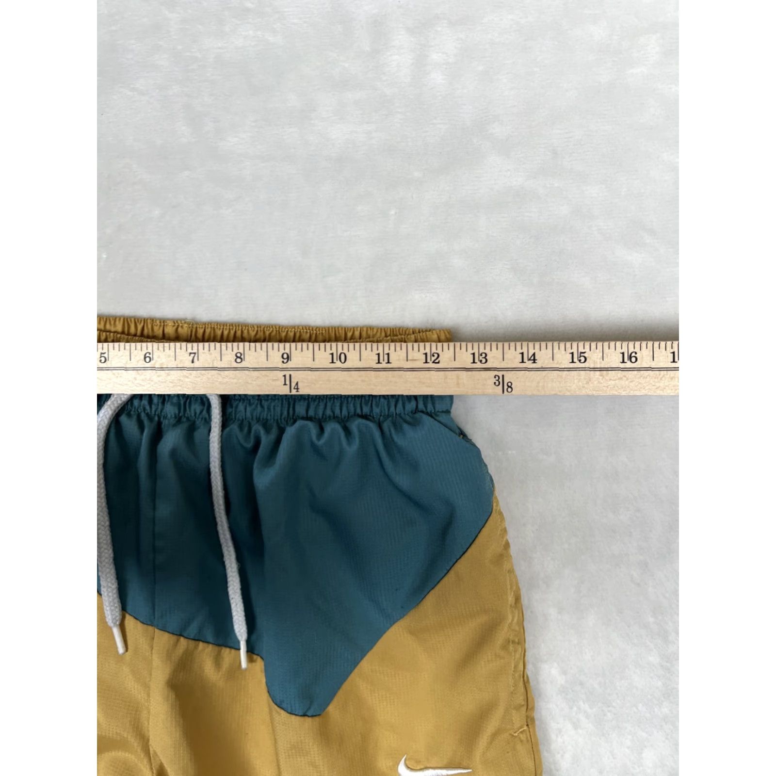 Nike Nike DNA Men's Training Basketball Shorts Size Small Yellow Green Color Block Size US 29 - 4 Thumbnail