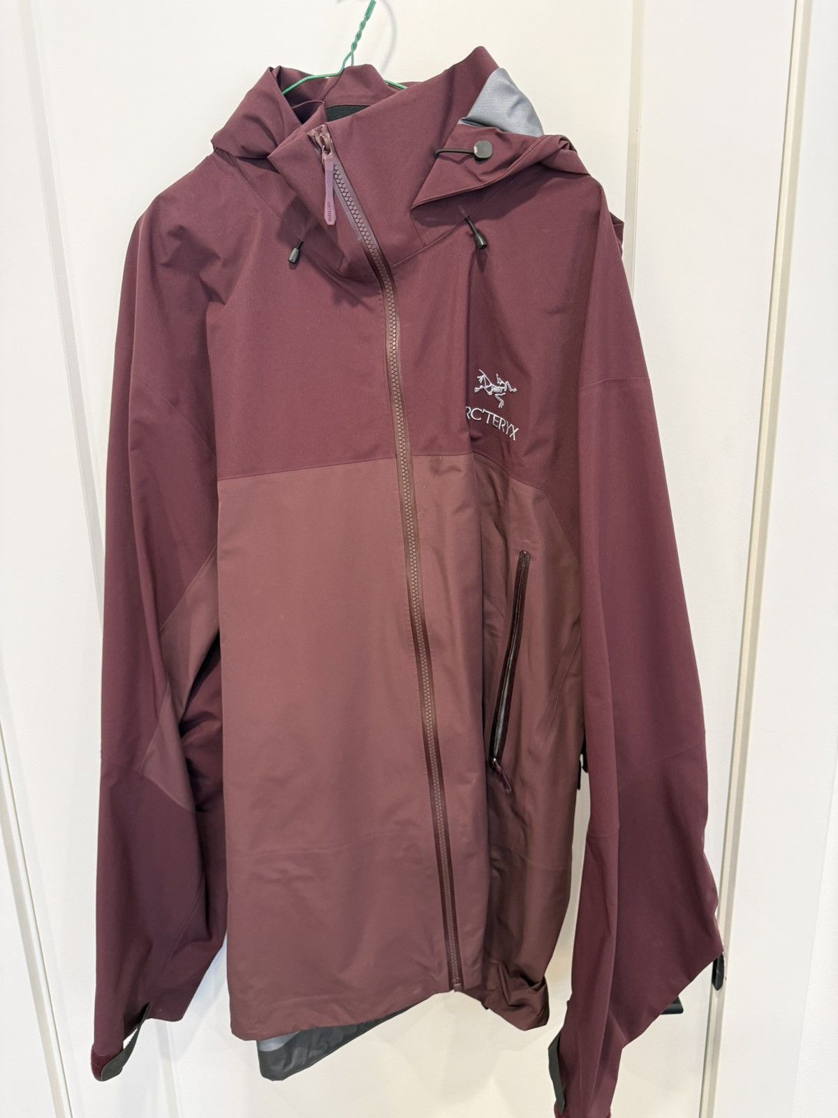 Arc’teryx Beta SL Red/Burgundy