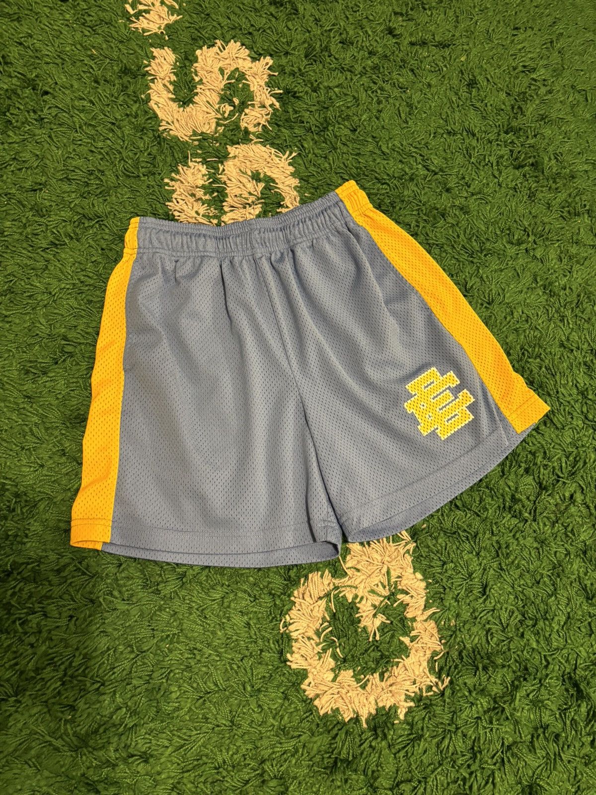 Eric Emanuel Eric Emanuel Shorts (Blue/Yellow) Size US 32 / EU 48 - 2 Thumbnail