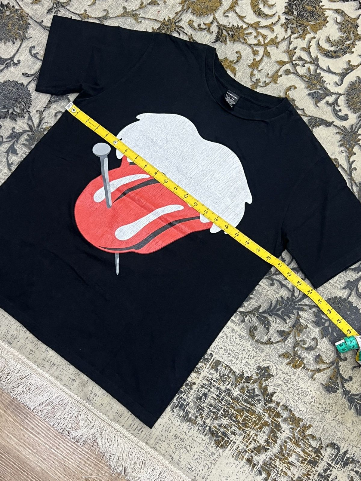 Number (N)ine NUMBER (N)INE X ROLLING STONES LIPS JAPANESE BRAND SHIRT Size US M / EU 48-50 / 2 - 9 Thumbnail