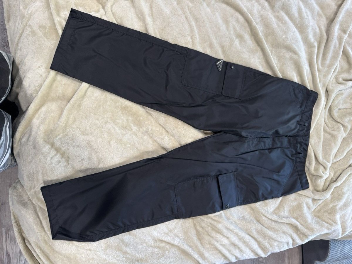 Prada Prada nylon cargo pants Size US 34 / EU 50 - 1 Thumbnail