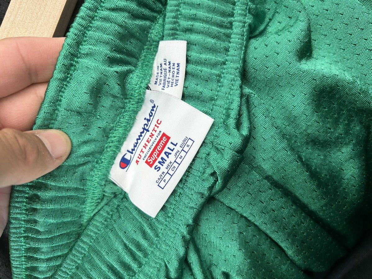 Champion × Supreme Supreme x Champion shorts Size US 30 / EU 46 - 4 Thumbnail