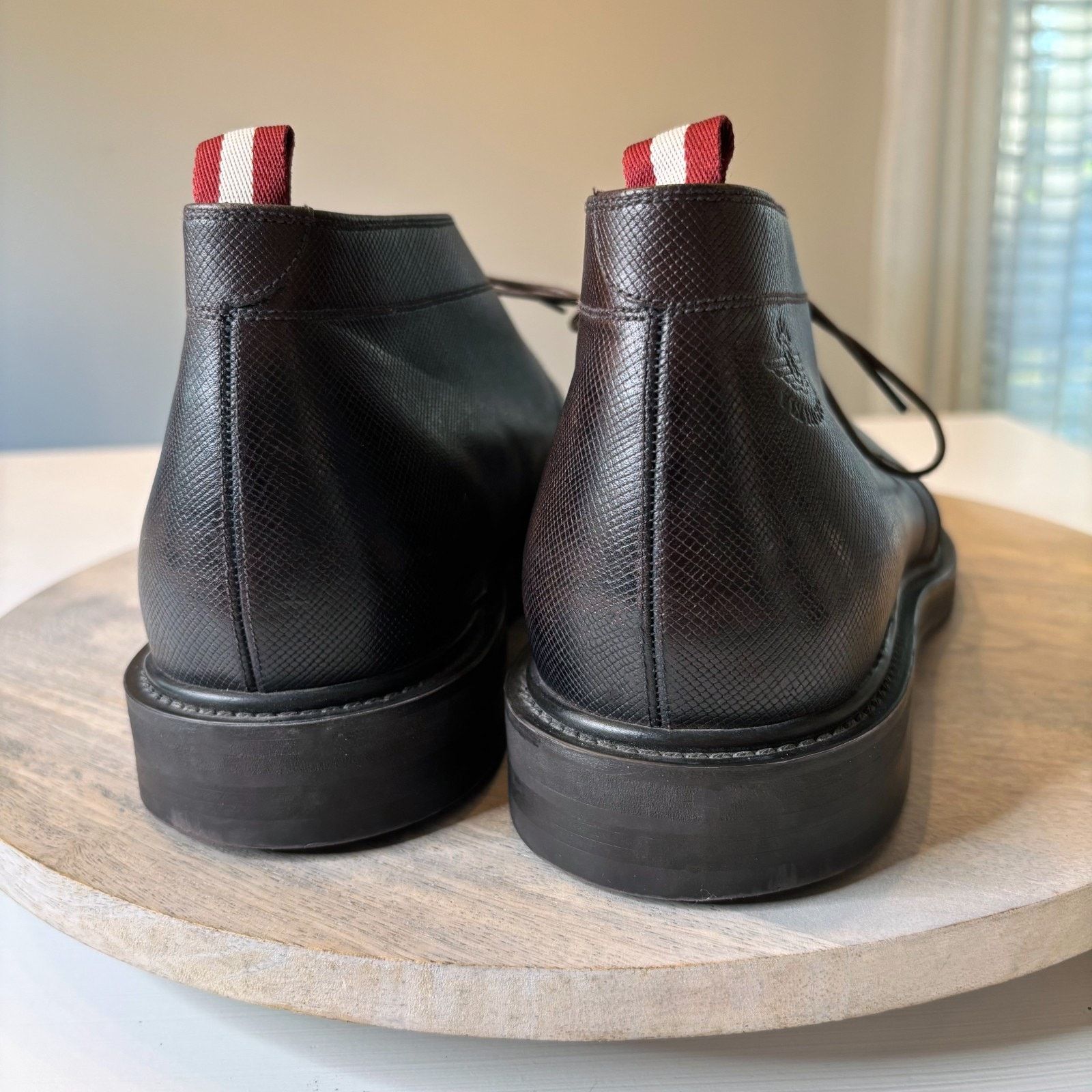 Bally Bally Vilmar Saffiano Leather Chukka Boots Men’s Size 11 D Size US 11 / EU 44 - 7 Thumbnail