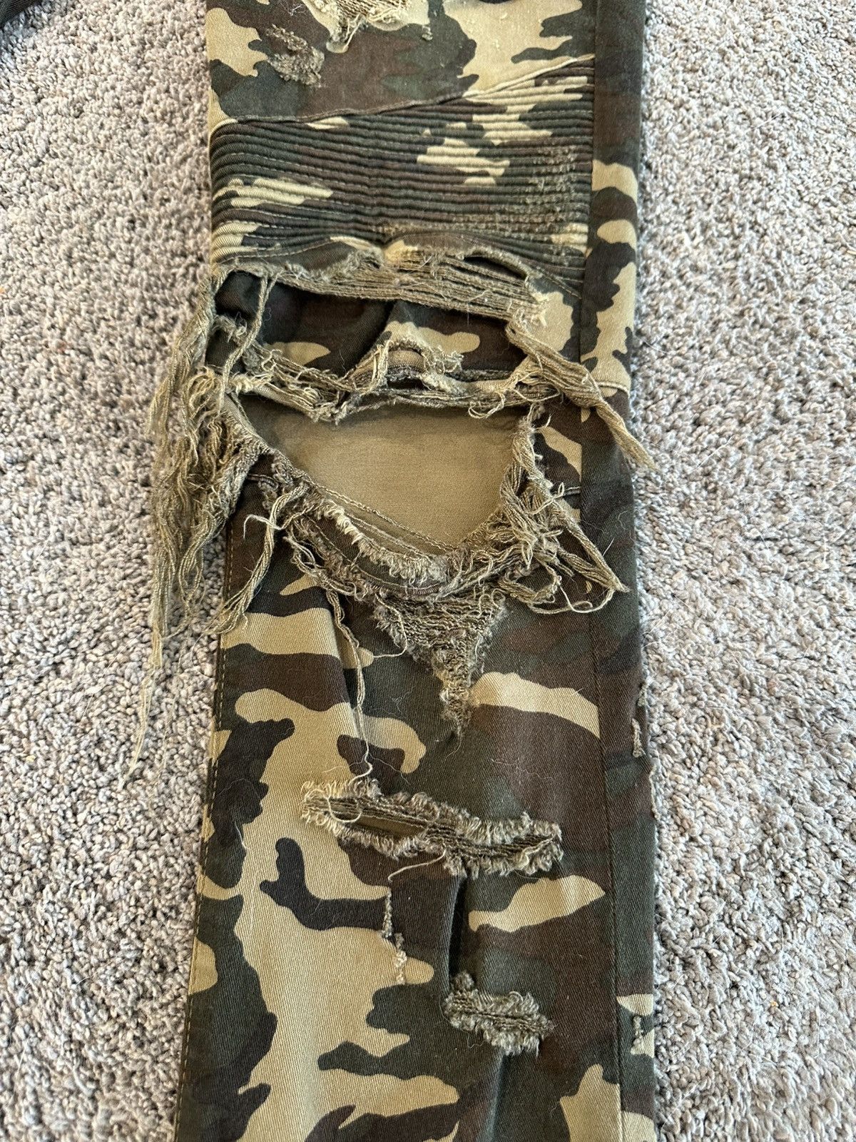Balmain Balmain Camo Distressed Jeans Size US 29 - 5 Thumbnail