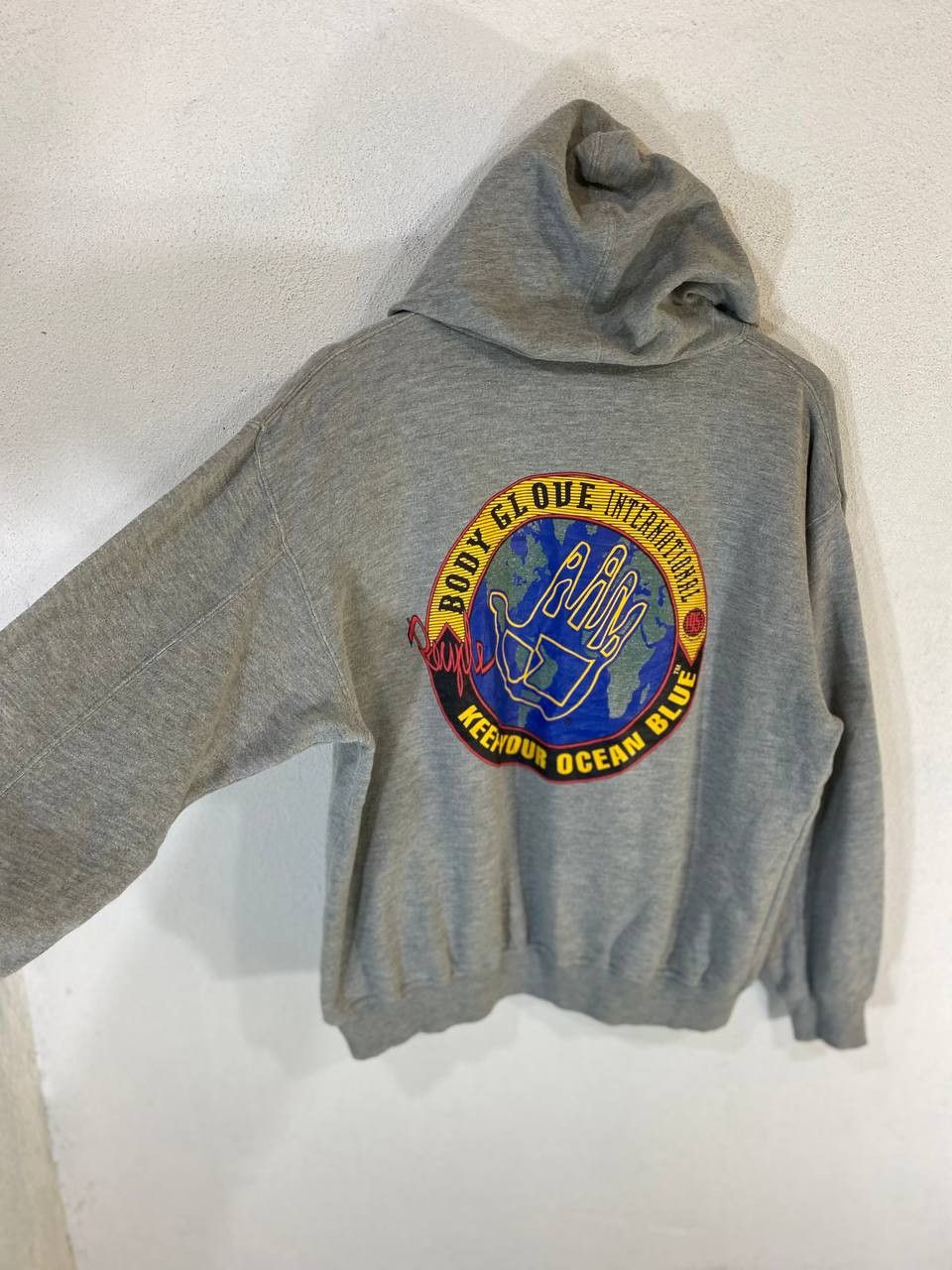 Body Glove vintage body glove hoody backhit big logo nice design Size US M / EU 48-50 / 2 - 11 Thumbnail