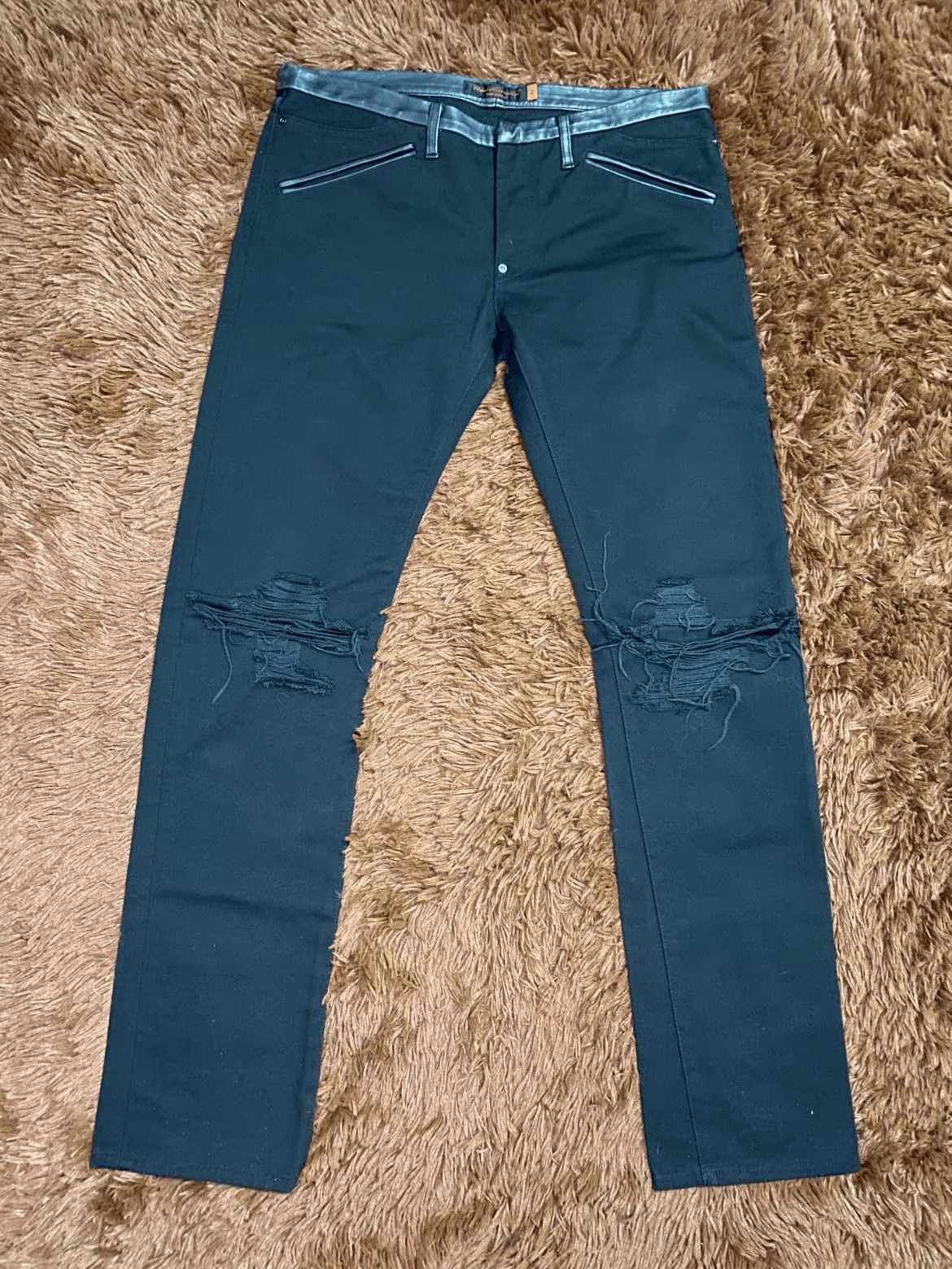 Undercover Sz 2 Undercover Destroyed Leather Joint Denim-2508 Size US 30 / EU 46 - 1 Thumbnail