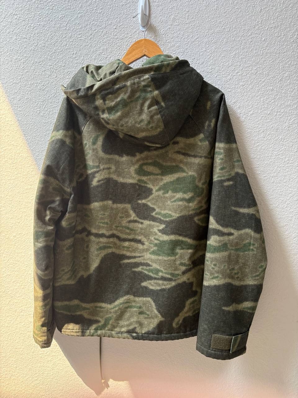 Yeezy Yeezy Season 3 Tiger Camo Parka Size US S / EU 44-46 / 1 - 2 Thumbnail