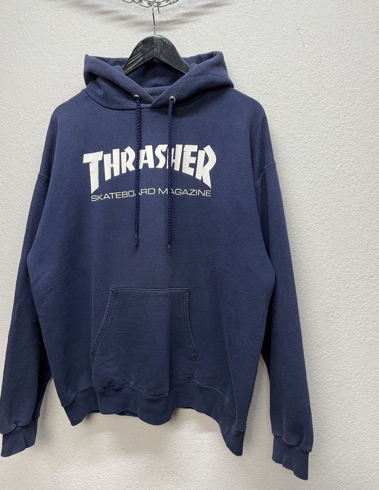 Thrasher Vintage Thrasher Navy Boxy Hoodie Skateboard Magazine Logo Size US M / EU 48-50 / 2 - 4 Thumbnail