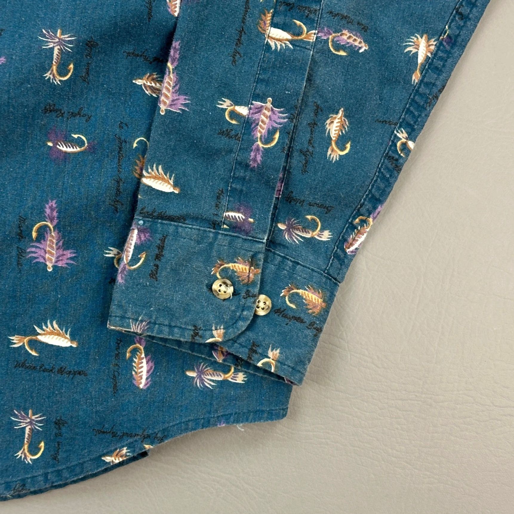 Vintage Vintage Duxbak Shirt Mens Medium Blue Fly Fishing Lure Print Button Down Outdoor Shirt Mens Medium Blue Fly Fishing Lure Print Button-Down Outdoor Size US M / EU 48-50 / 2 - 2 Thumbnail