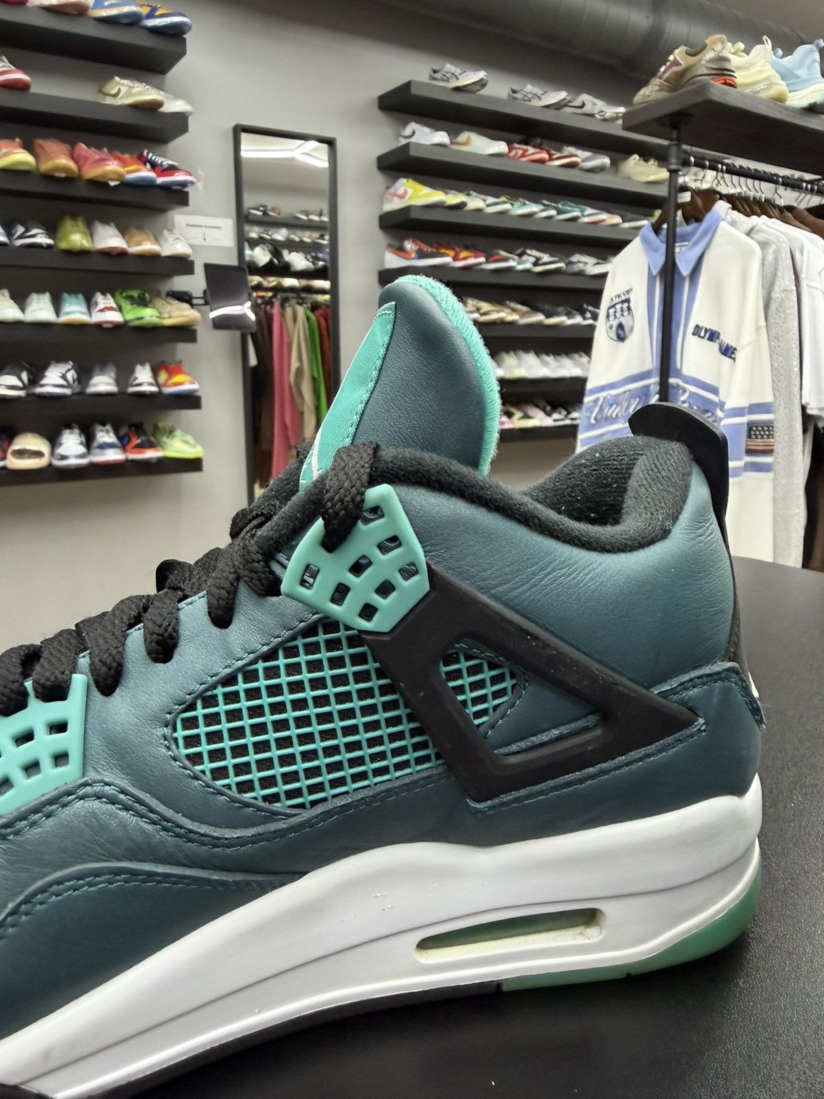 Jordan Brand Size 9.5 - Jordan 4 Retro Teal “2015” Size US 9.5 / EU 42-43 - 7 Thumbnail