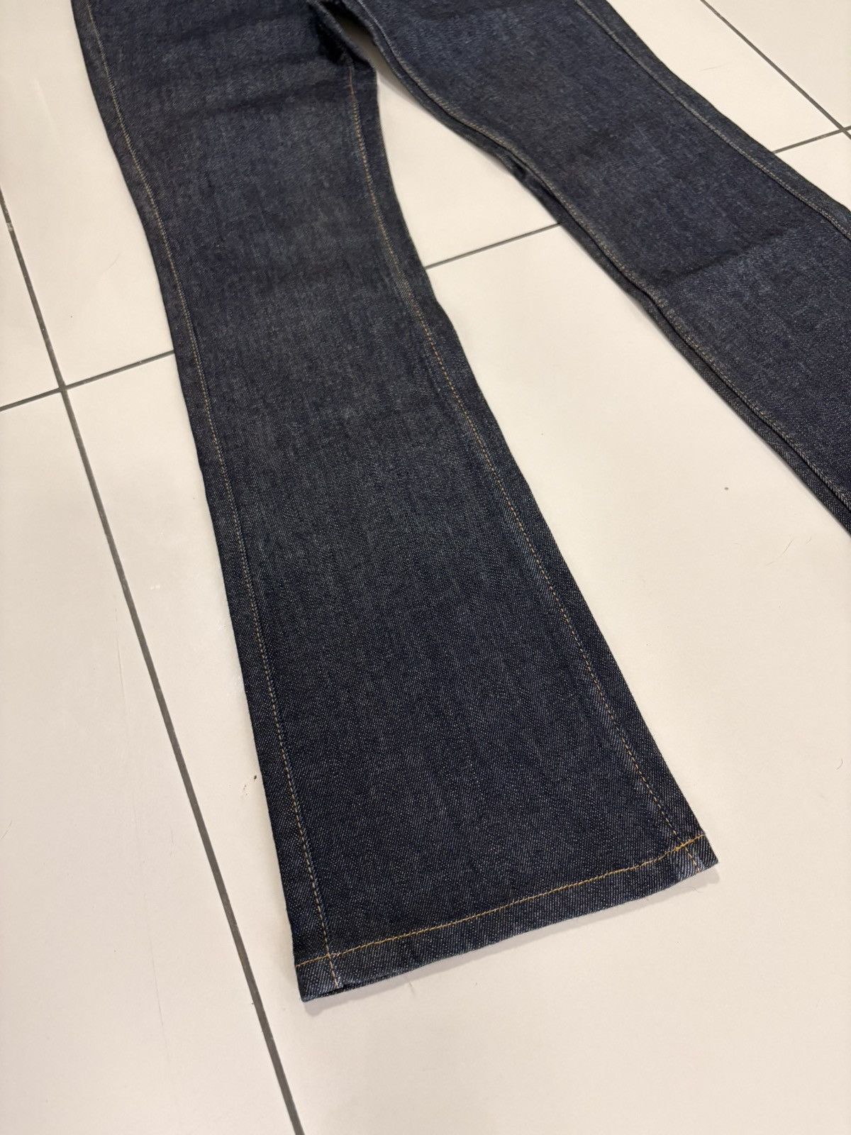 Japanese Brand Uniqlo Slimfit Bootcut Jeans Denim Size US 29 - 4 Thumbnail