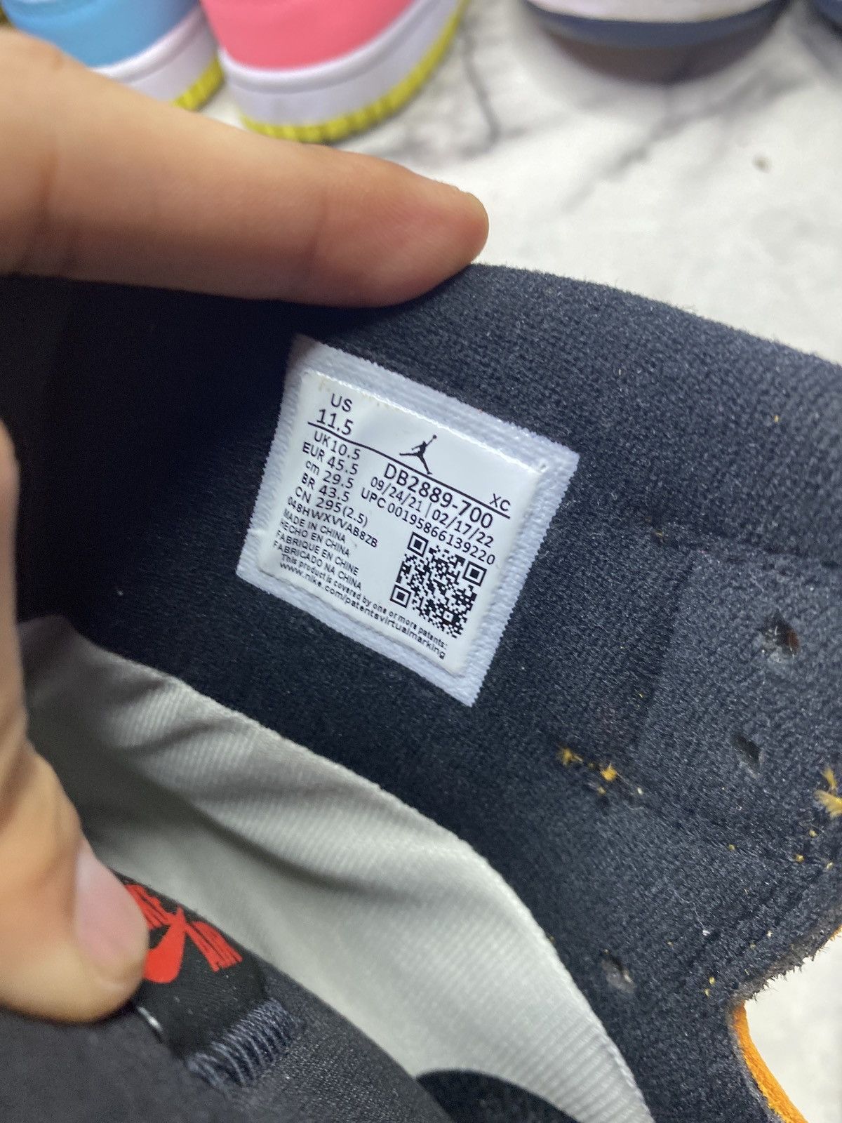Jordan Brand Jordan 1 high GORETEX Size US 11.5 / EU 44-45 - 2 Thumbnail