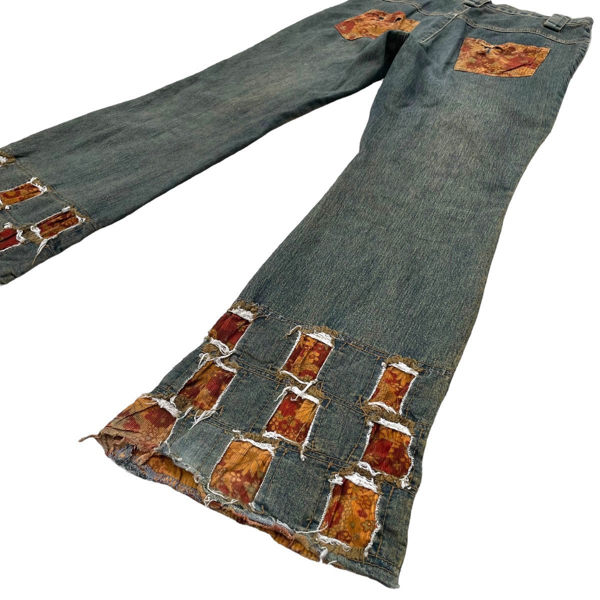 If Six Was Nine × Japanese Brand × Le Grande Bleu (L.G.B.) 🇯🇵 VINTAGE JAPANESE SUPER FLARE REWORKED RUSTY DENIM PANTS Size 30" / US 8 / IT 44 - 8 Thumbnail