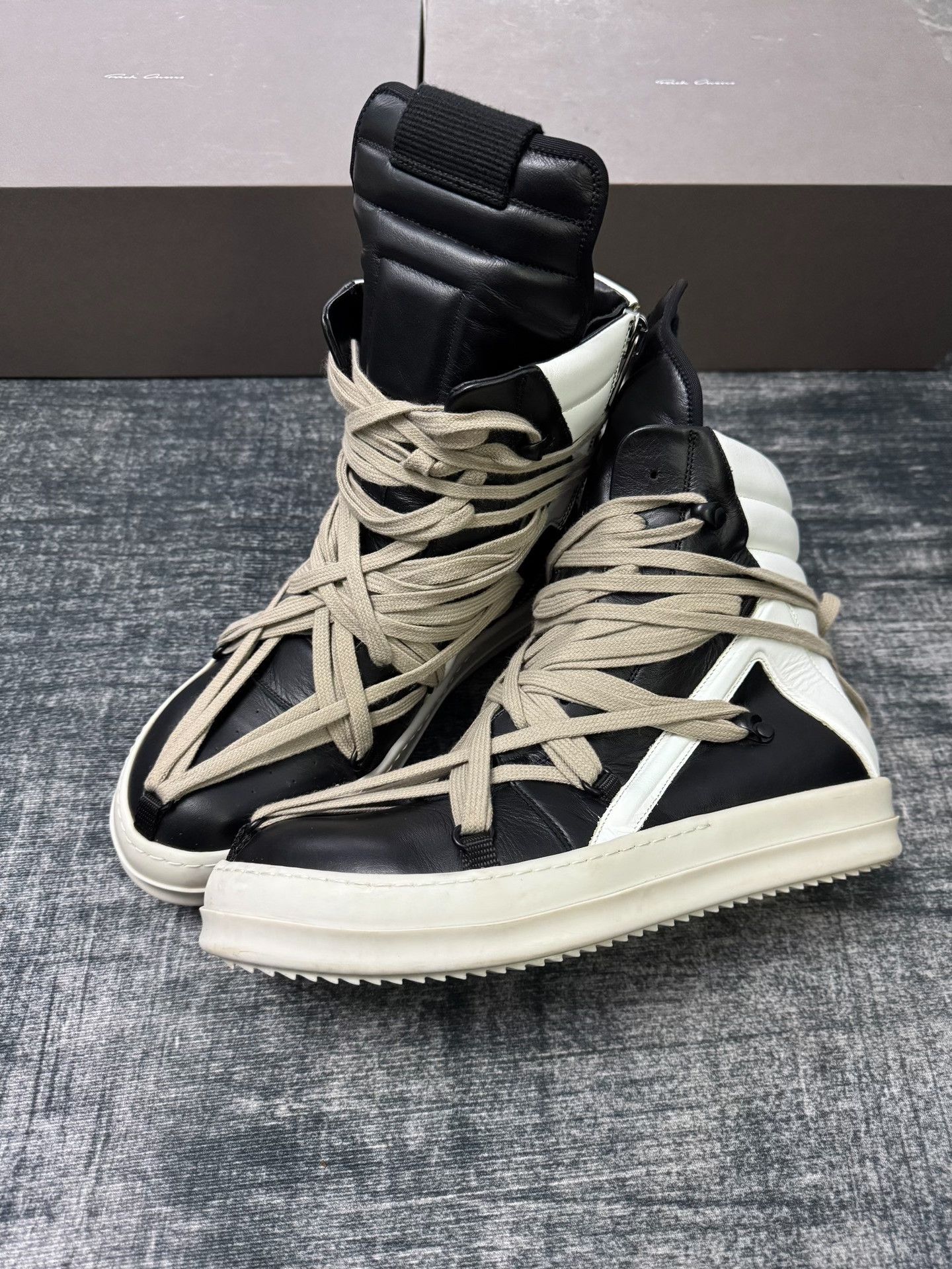 Rick Owens Rick Owens Yellow Hitop Sneakers 42 Men Size US 9 / EU 42 - 1 Thumbnail