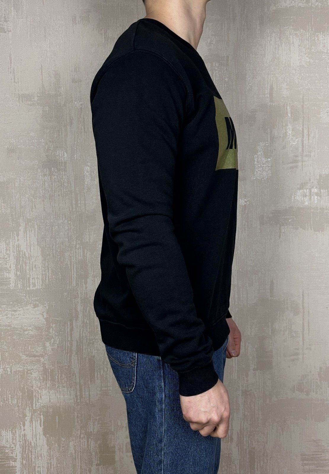 MSGM MSGM Block Gold Logo Crew Sweatshirt Size Fits Like M-L Size US L / EU 52-54 / 3 - 7 Thumbnail