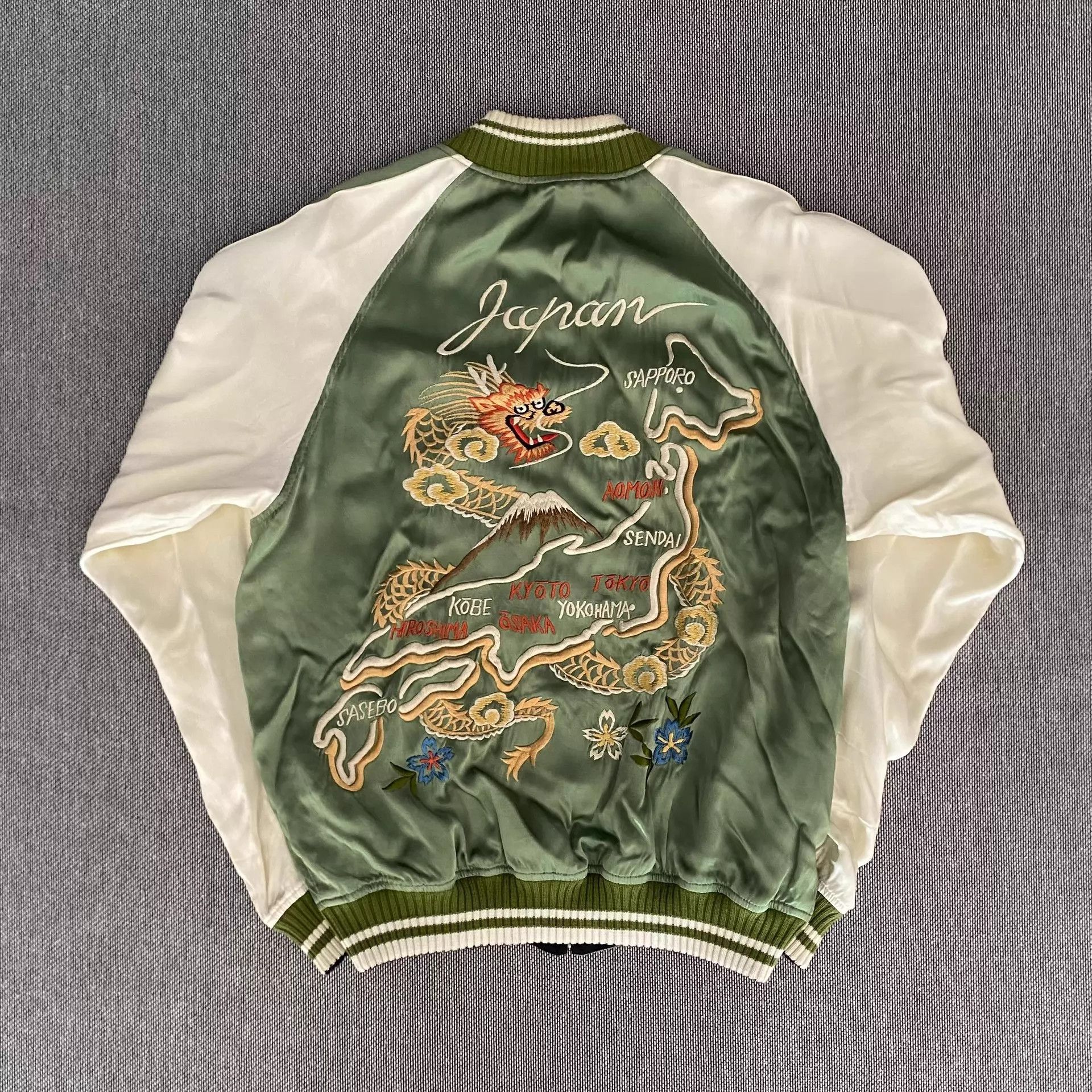 The Flat Head The Flat Head Sukajan Reversible Dragon Tiger Jacket Size US L / EU 52-54 / 3 - 2 Thumbnail