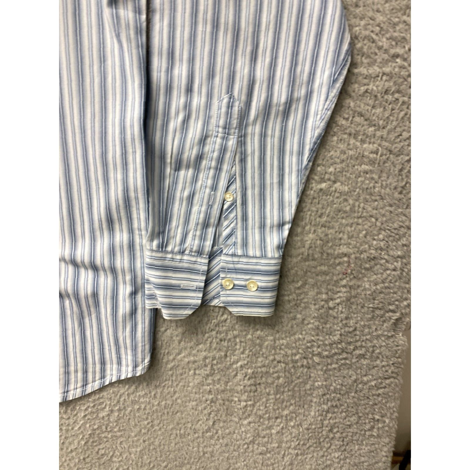 Banana Republic Banana Republic Shirt Men XLT Gray Striped Button Up Preppy Casual 116-68 Size US XL / EU 56 / 4 - 7 Thumbnail