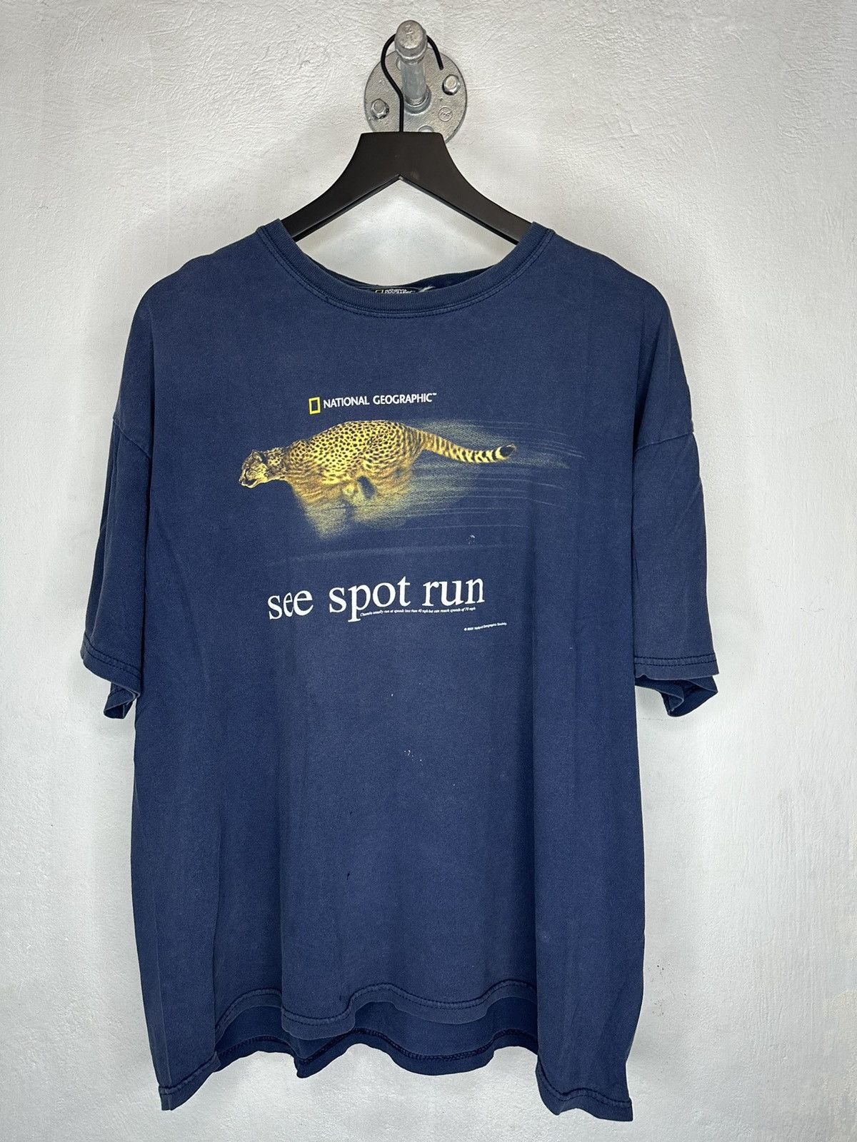 image of Vintage 2001 2004 National Geographic See Spot Run in Blue, Men's (Size XL)