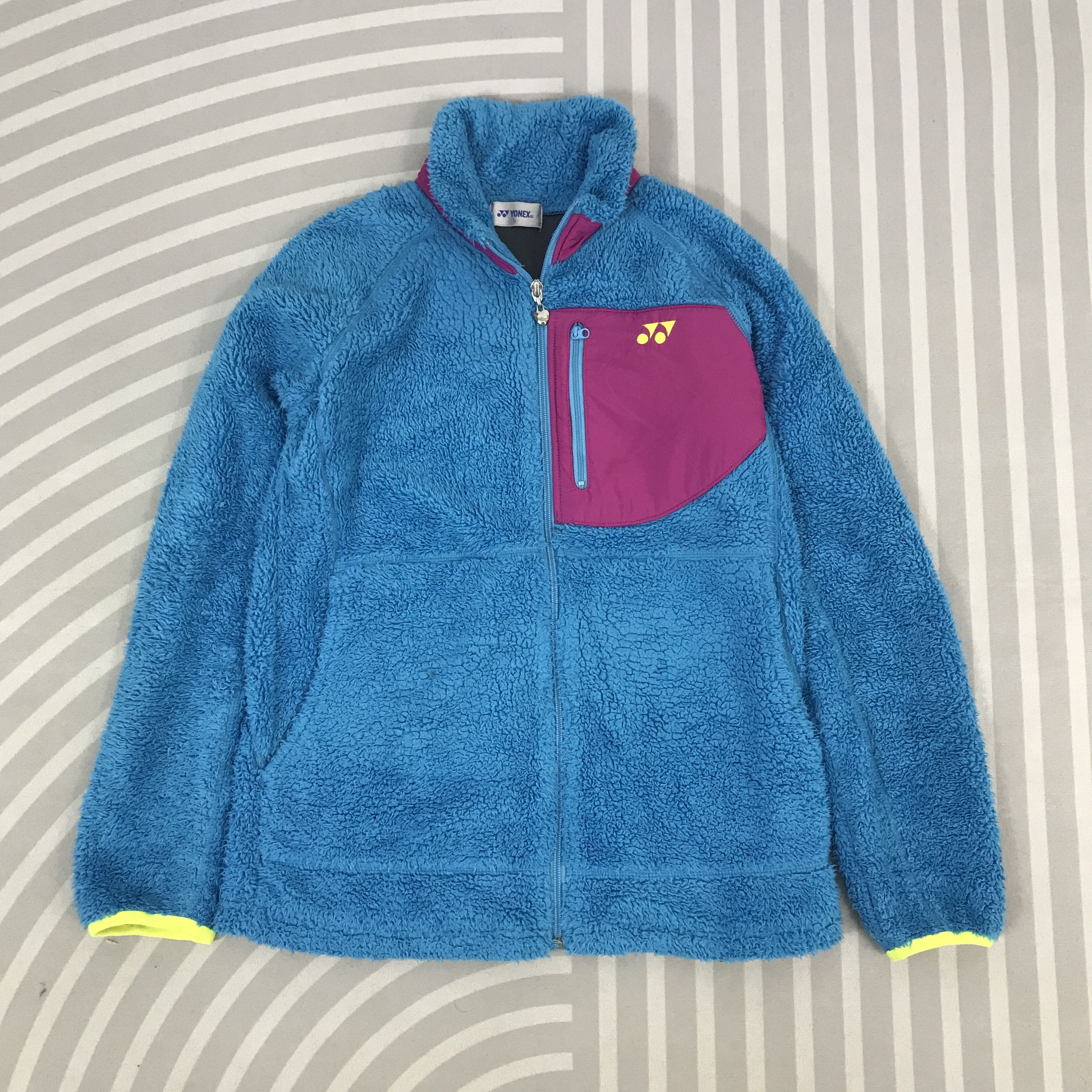 Japanese Brand Vintage Yonex Sherpa fleece woman design Jacket Size US L / EU 52-54 / 3 - 1 Thumbnail