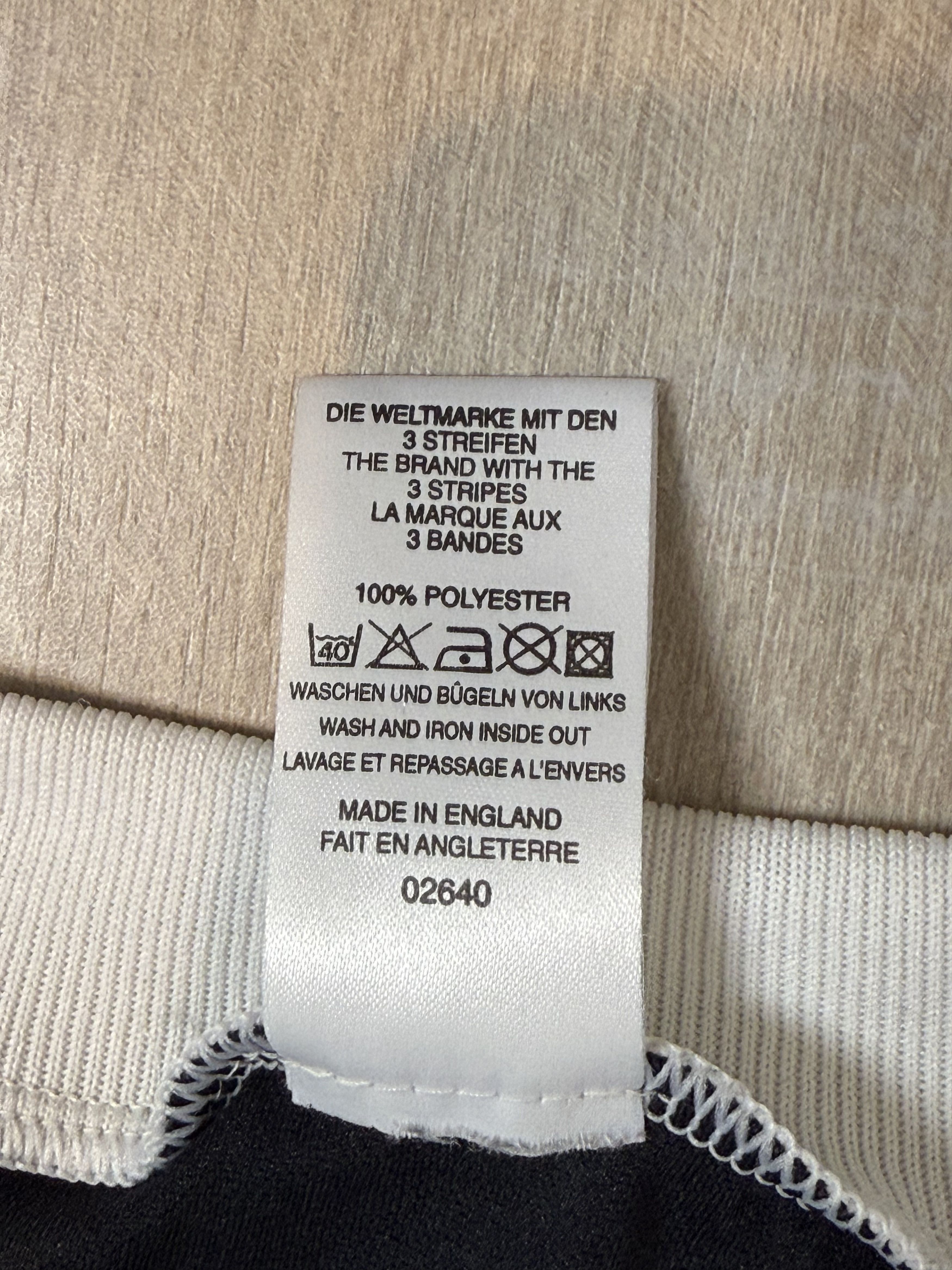 Adidas Vintage 90s Adidas Rare 3 Stripes Big Logo Soccer Jersey XL Size US XL / EU 56 / 4 - 6 Thumbnail