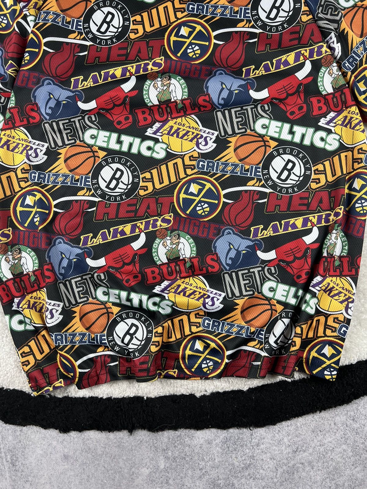 New Era NBA New Era Monogram Basketball Teams Overprinted Tee Shirt Size US M / EU 48-50 / 2 - 4 Thumbnail