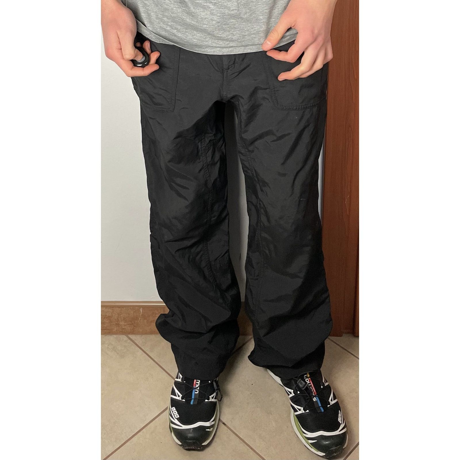 The North Face The North Face Women's Black Stow Pocket Outdoor Pants 12 Size 30" / US 8 / IT 44 - 2 Thumbnail
