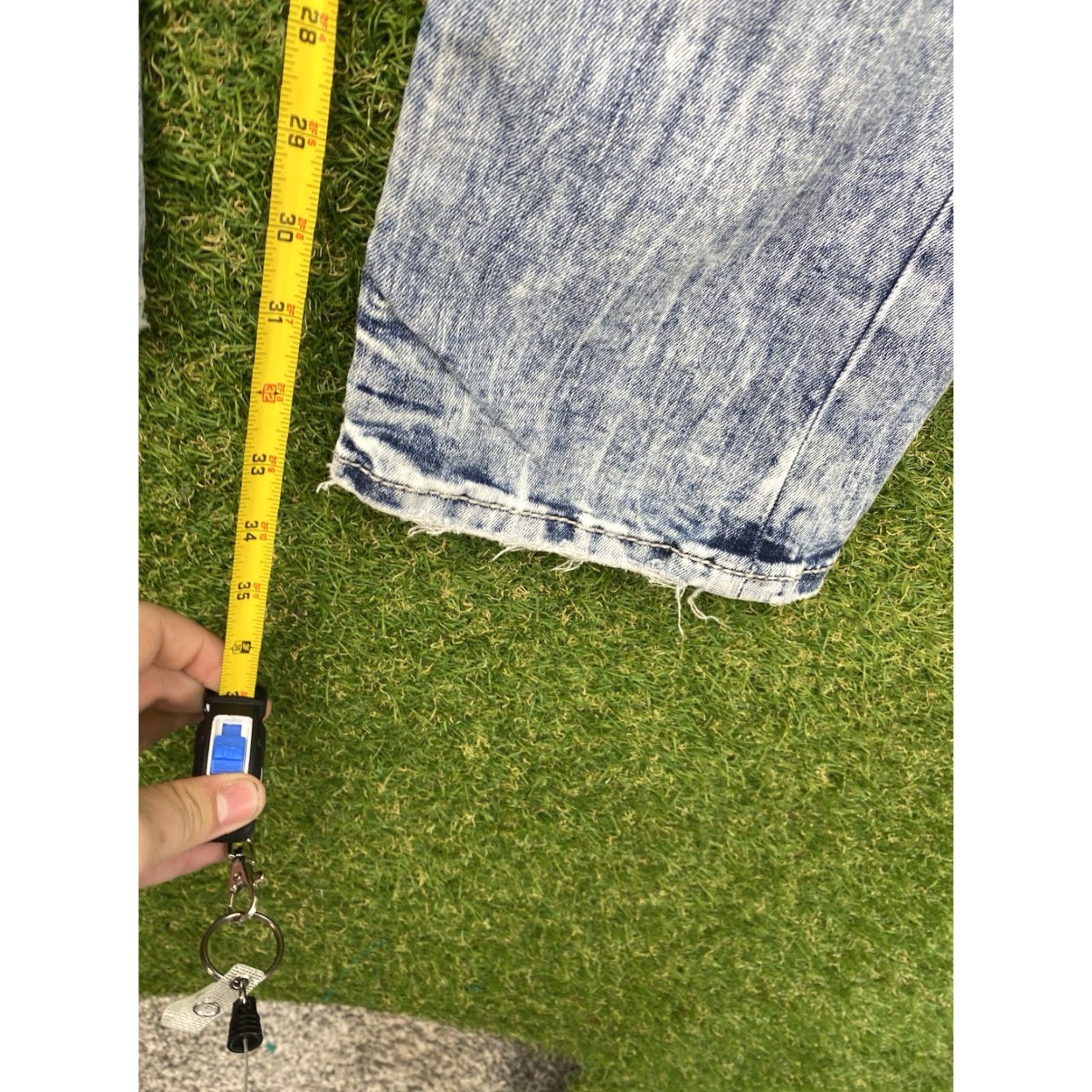 Vintage Vintage Buckle BKE Jeans Mens 26L Aiden Straight Leg Mid Rise Distressed Light Wash Denim 3D Y2K band hip hop rock retro 2000s USA Logo Mens Jeans Size US 26 / EU 42 - 6 Thumbnail