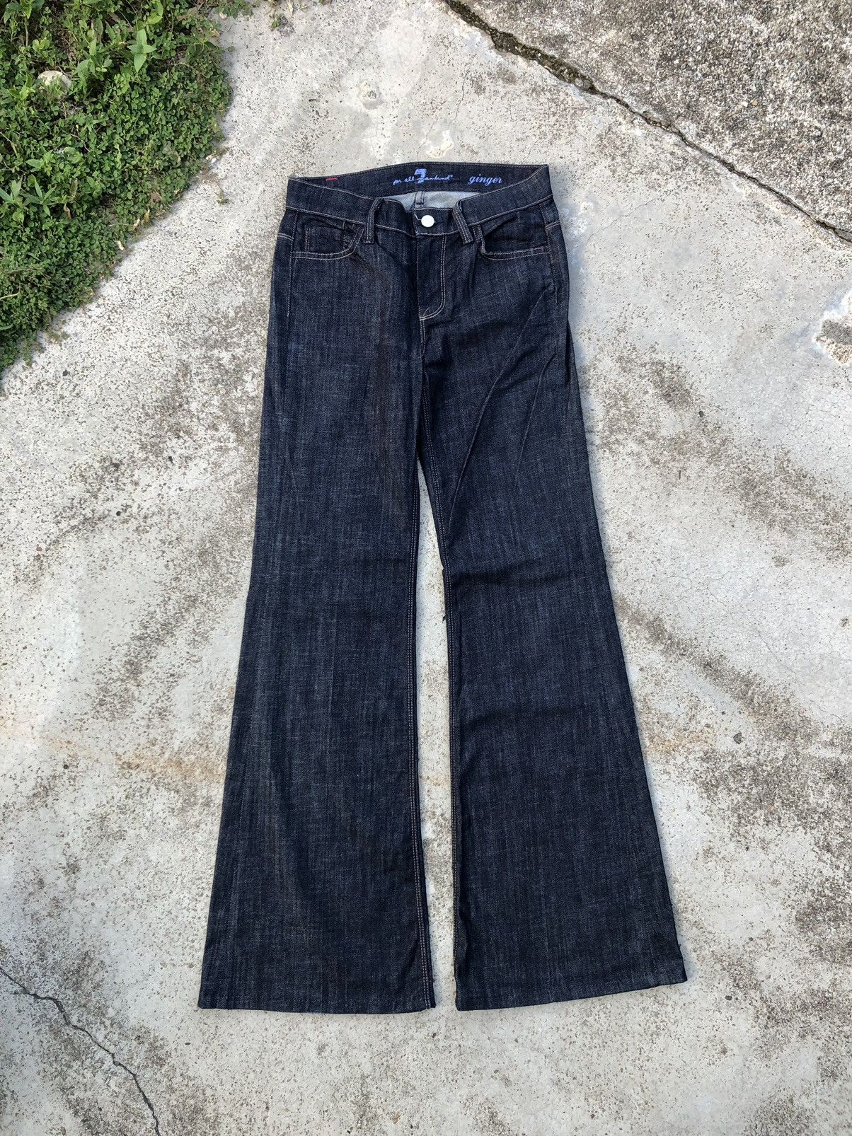 7 For All Mankind SUPER FLARED STRECTHABLE DENIM Size 28" / US 6 / IT 42 - 1 Thumbnail
