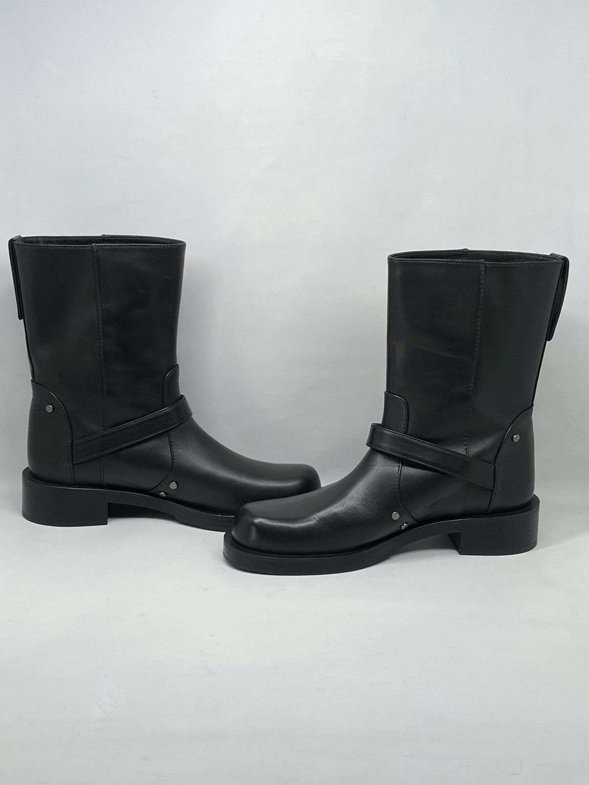 Stuart Weitzman Stuart Weitzman Maverick Pull On Moto Boots size 8 Size US 8 / IT 38 - 7 Thumbnail