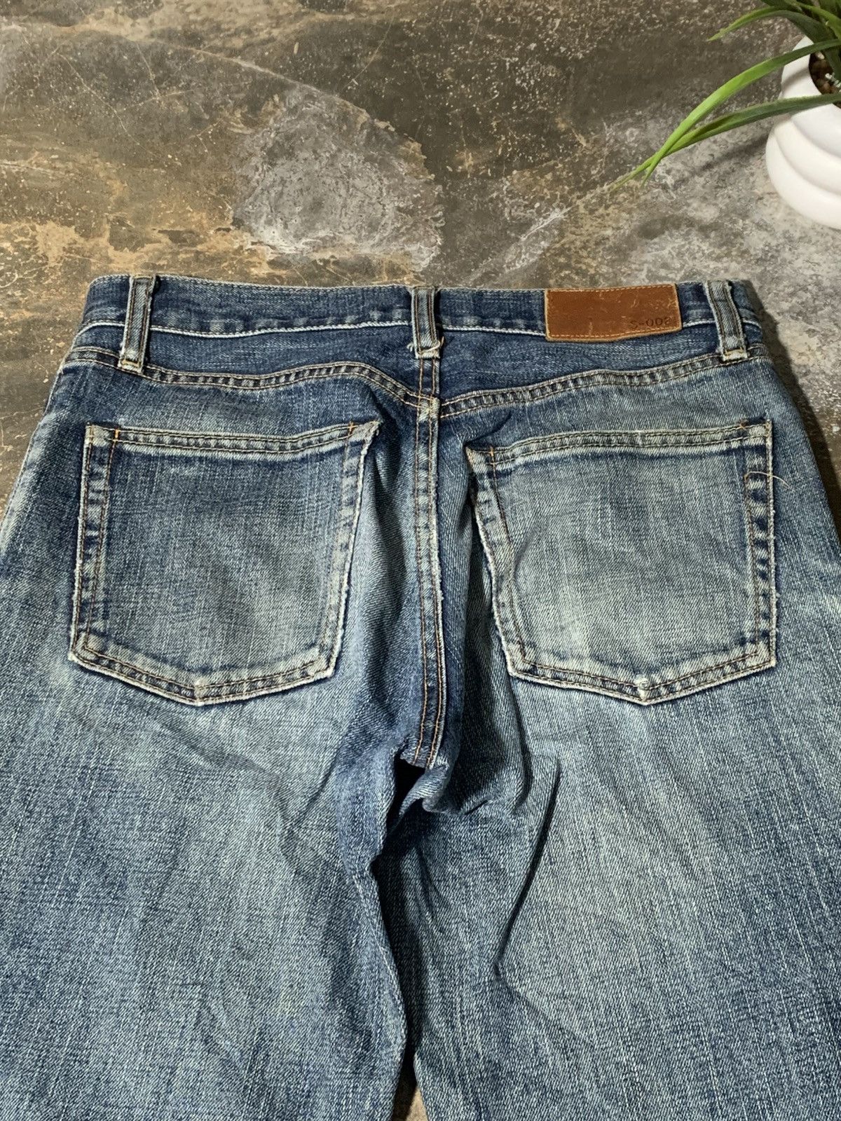 Uniqlo Uniqlo S-002 Distress Relaxed Cut Jeans Size US 29 - 4 Thumbnail