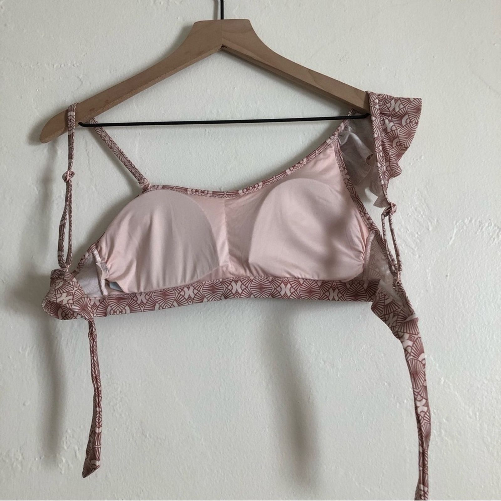 Other Pretty Me Swimwear Asymmetrical Shoulder Ruffle Bikini Top Size ONE SIZE - 5 Thumbnail