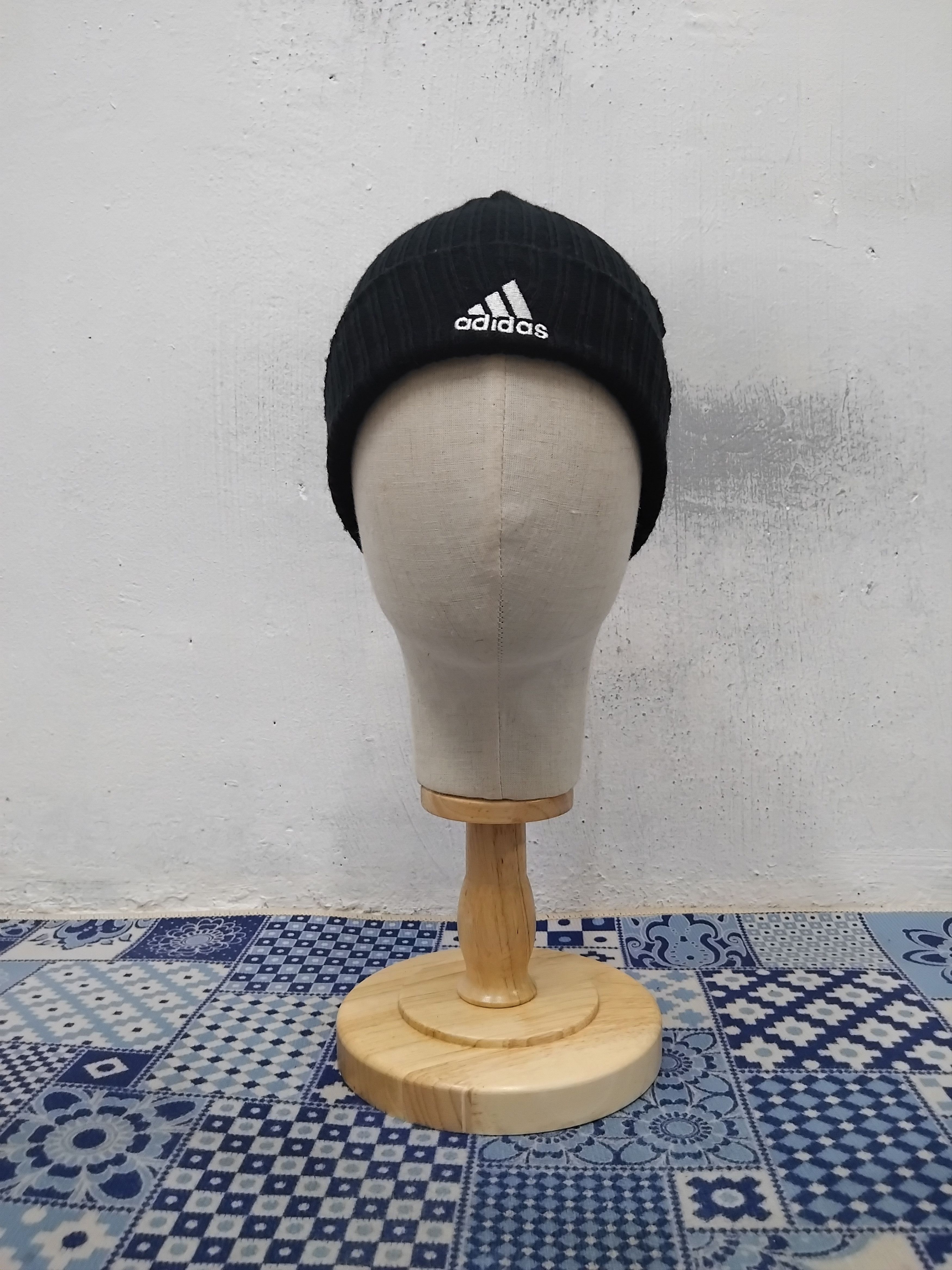 Adidas All black x Adidas black colour beanie hat Size ONE SIZE - 1 Thumbnail