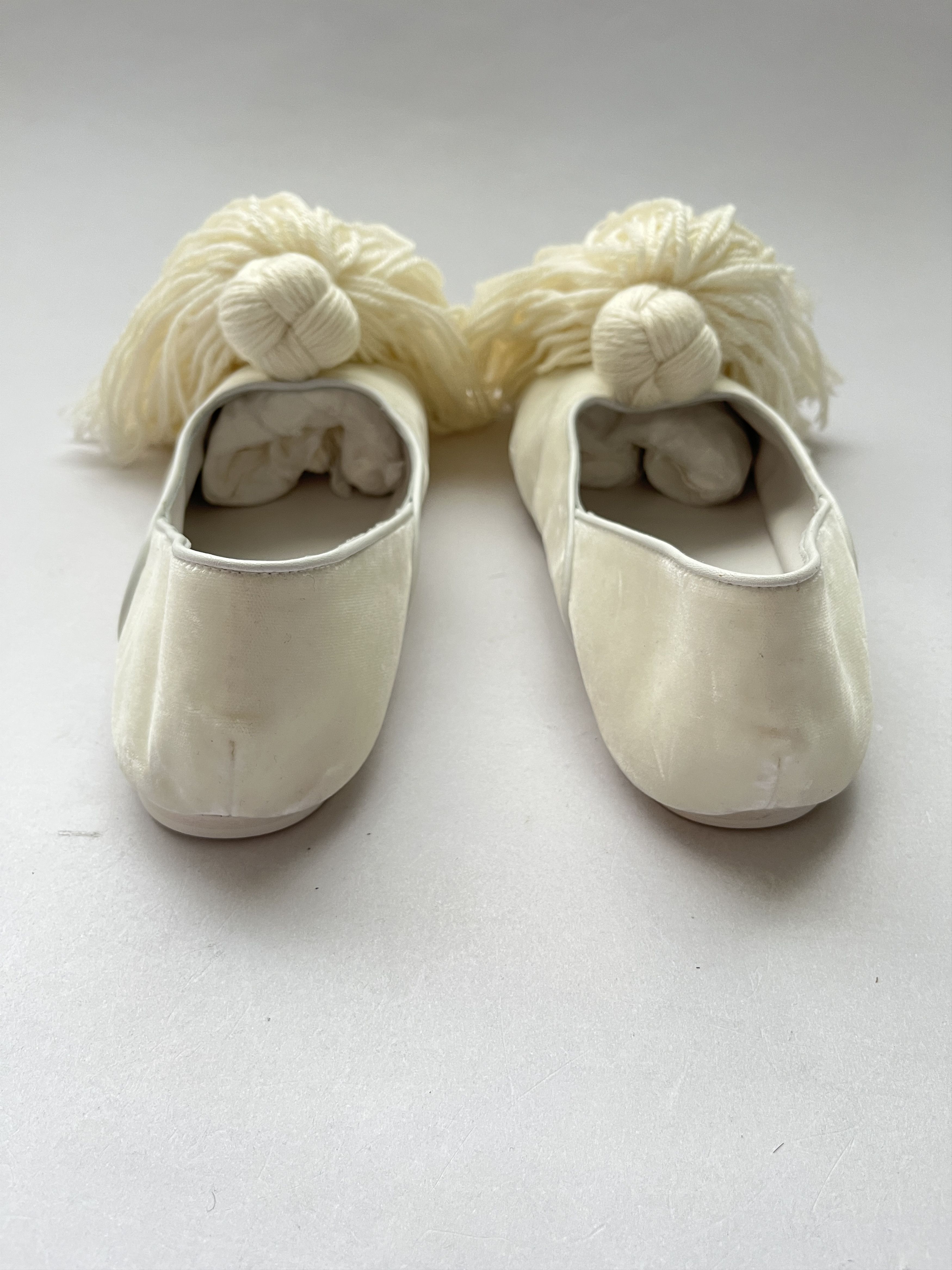 Jil Sander ⚡️QUICK SALE⚡️Jil Sander Cream Pom Pom Slippers Ballerinas Size US 9 / IT 39 - 5 Thumbnail