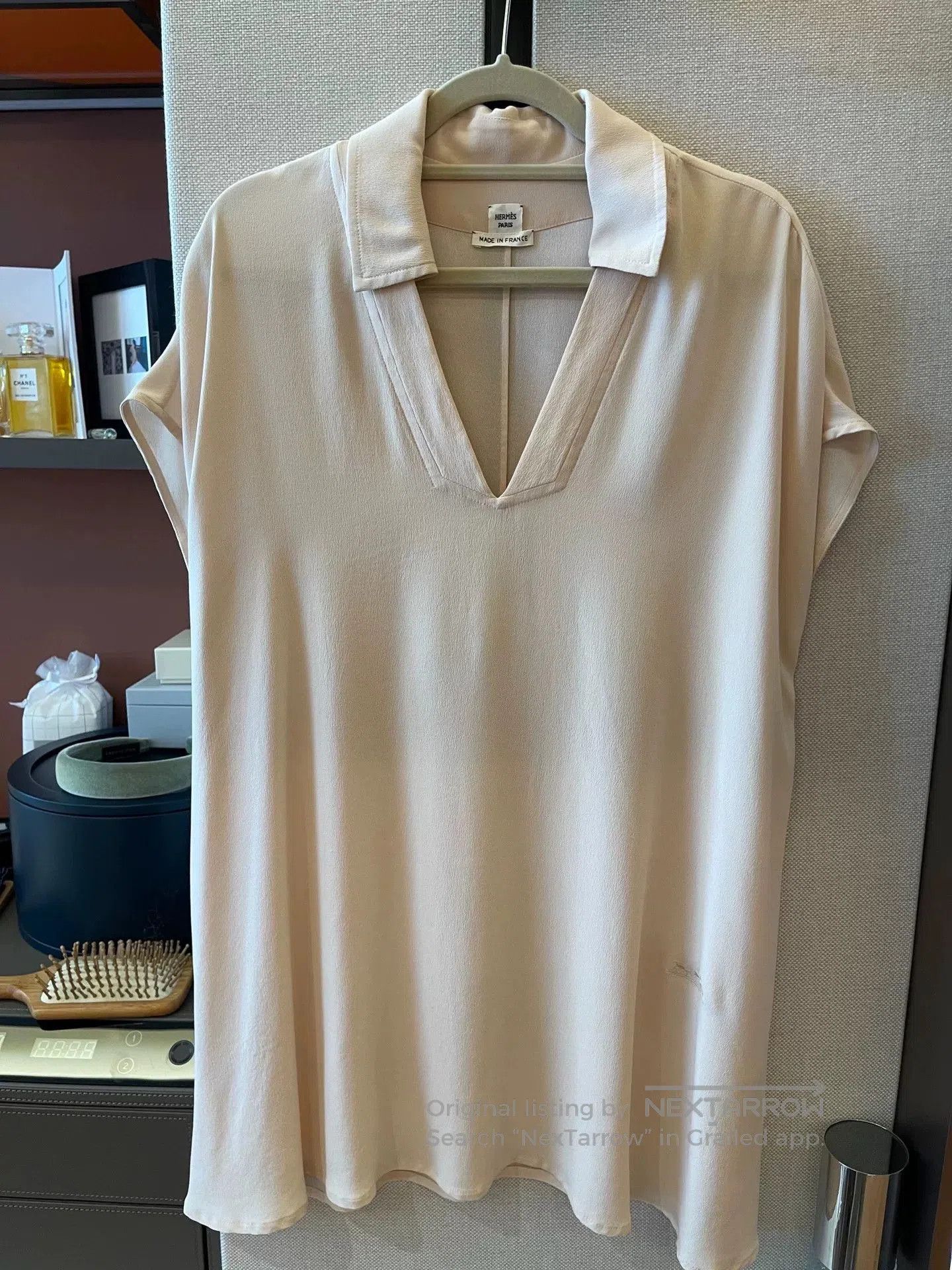 Hermes Hermes Pink V-Neck Short-Sleeve Dress. Size US S / EU 44-46 / 1 - 1 Thumbnail